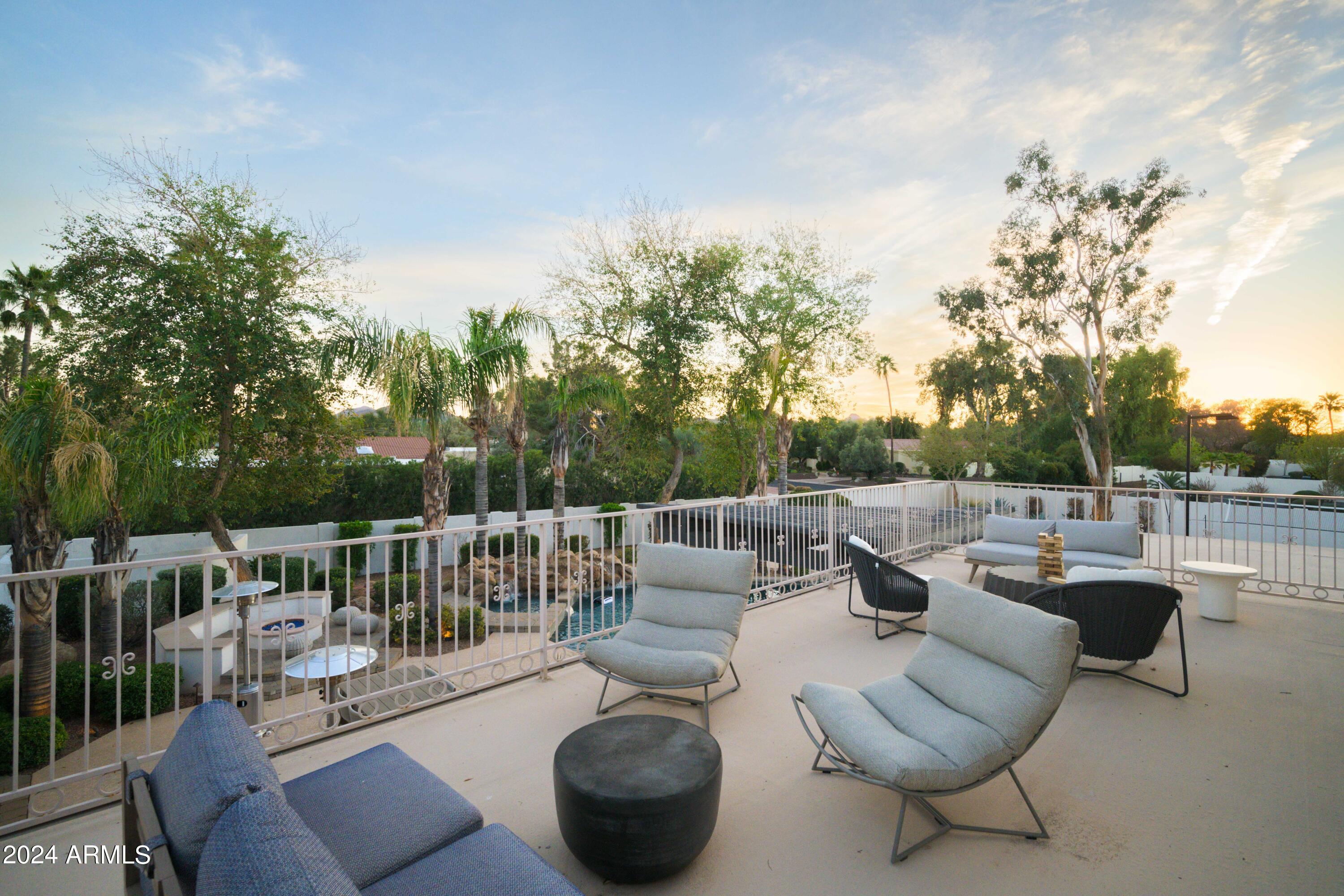 EQUESTRIAN MANOR UNIT 1 - Residential