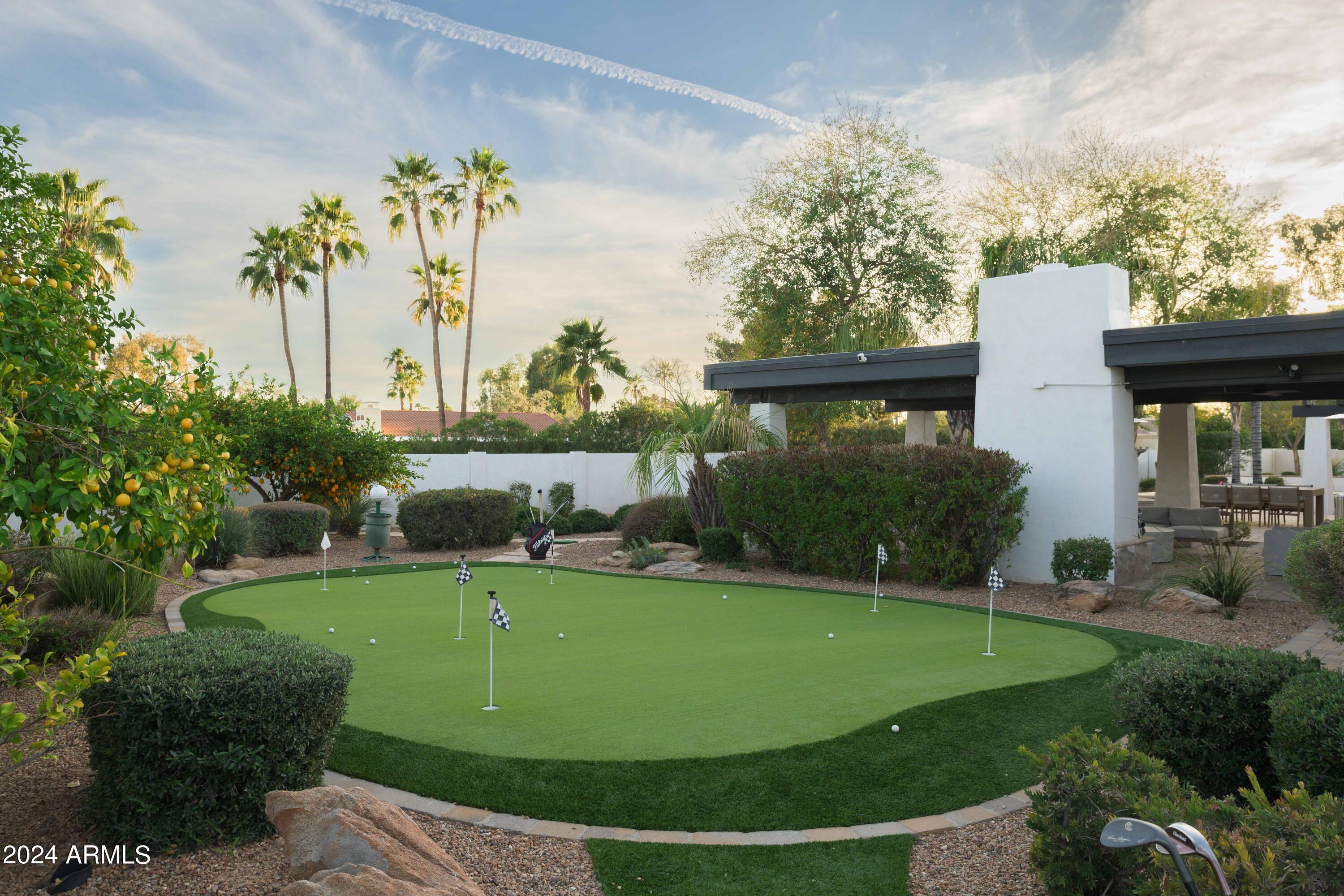 EQUESTRIAN MANOR UNIT 1 - Residential