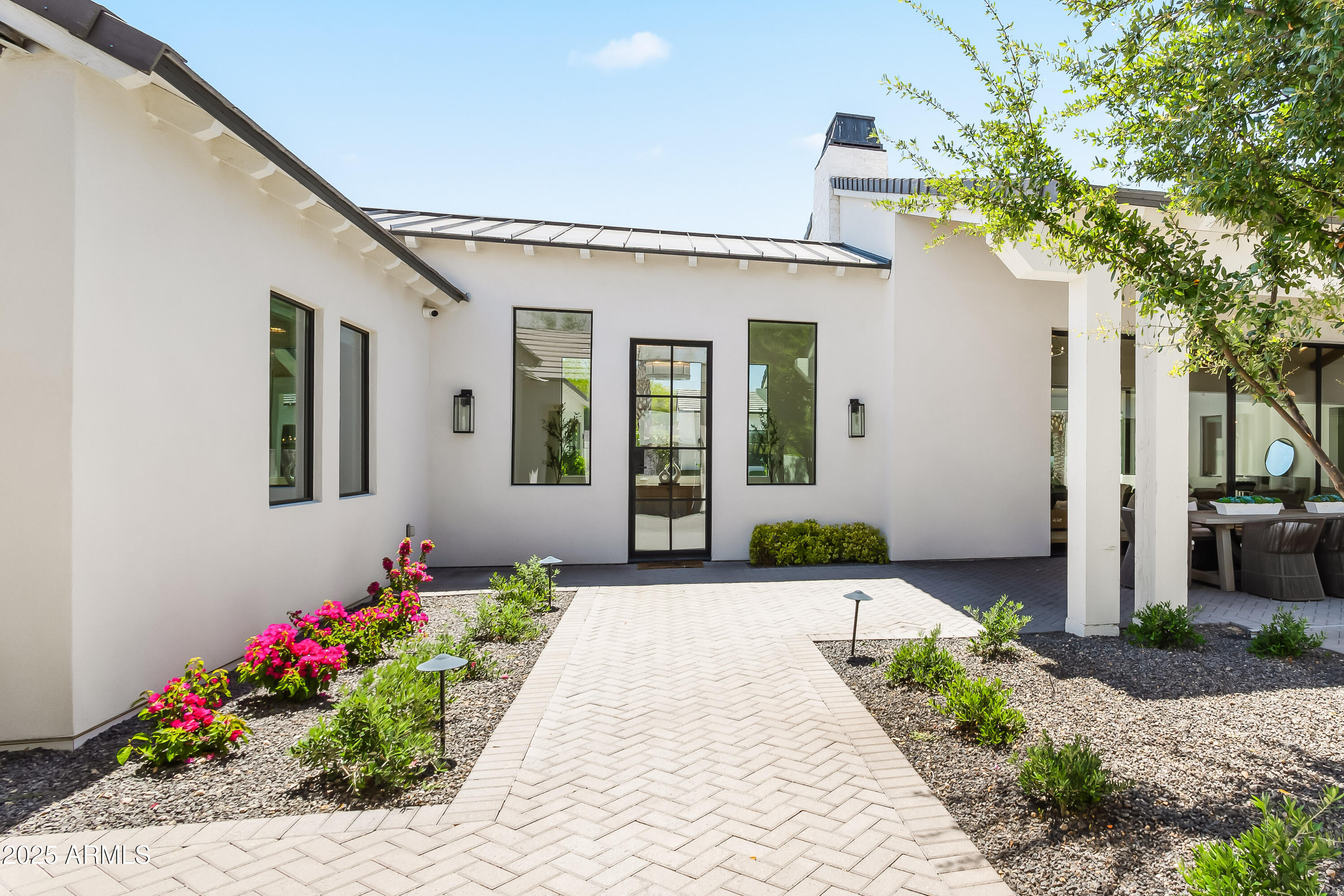 STONEVIEW - Residential