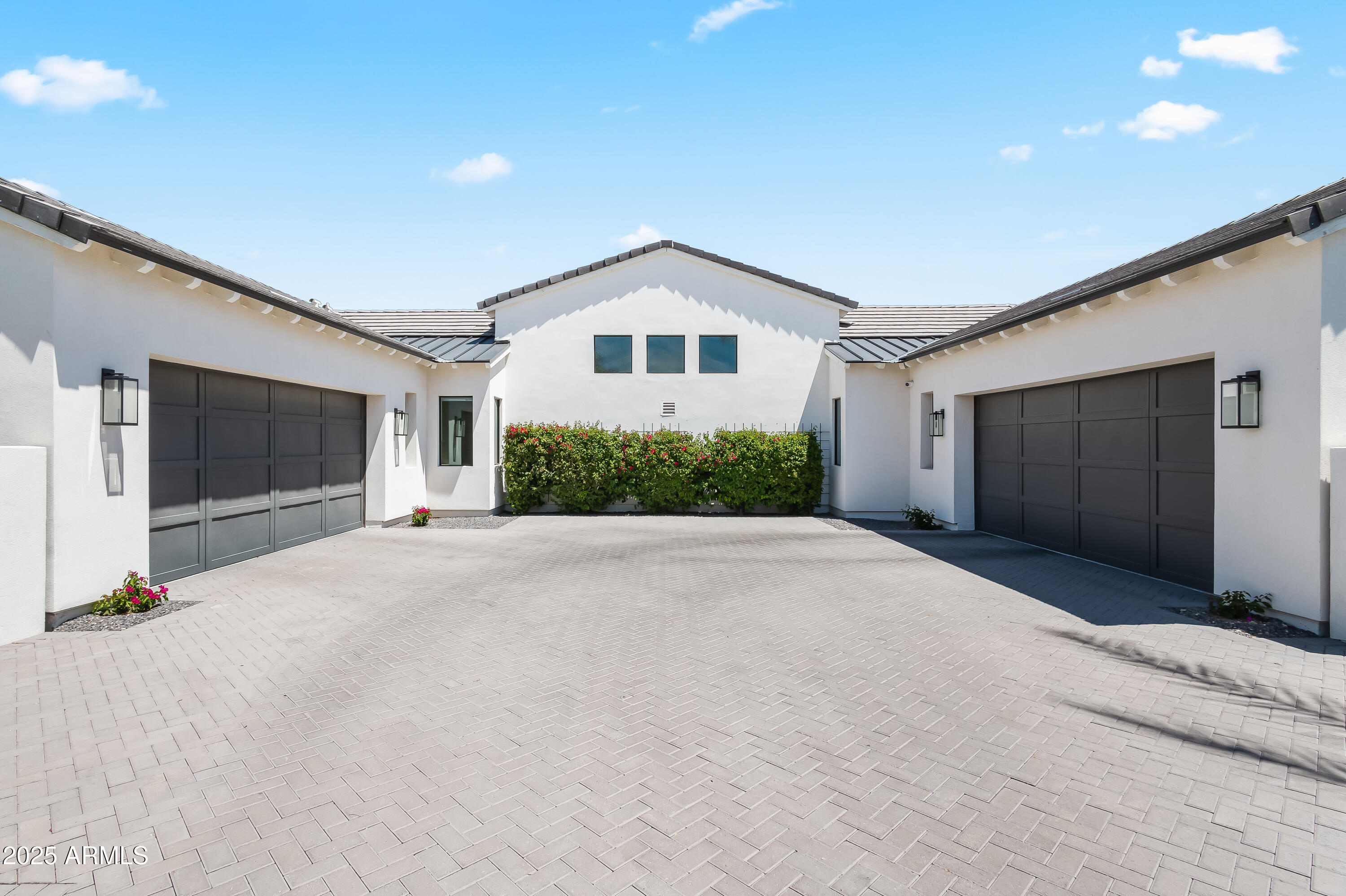 STONEVIEW - Residential