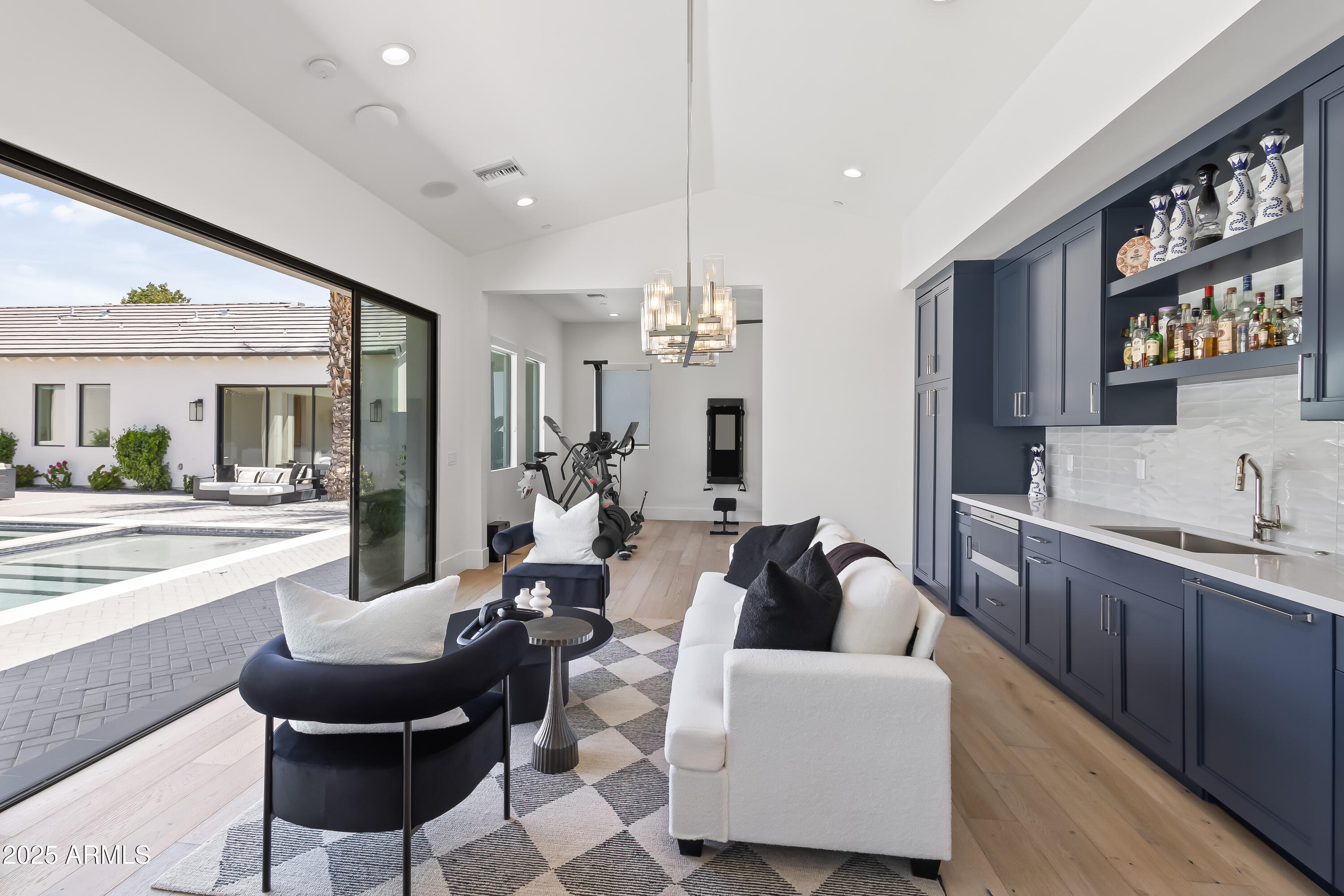 STONEVIEW - Residential