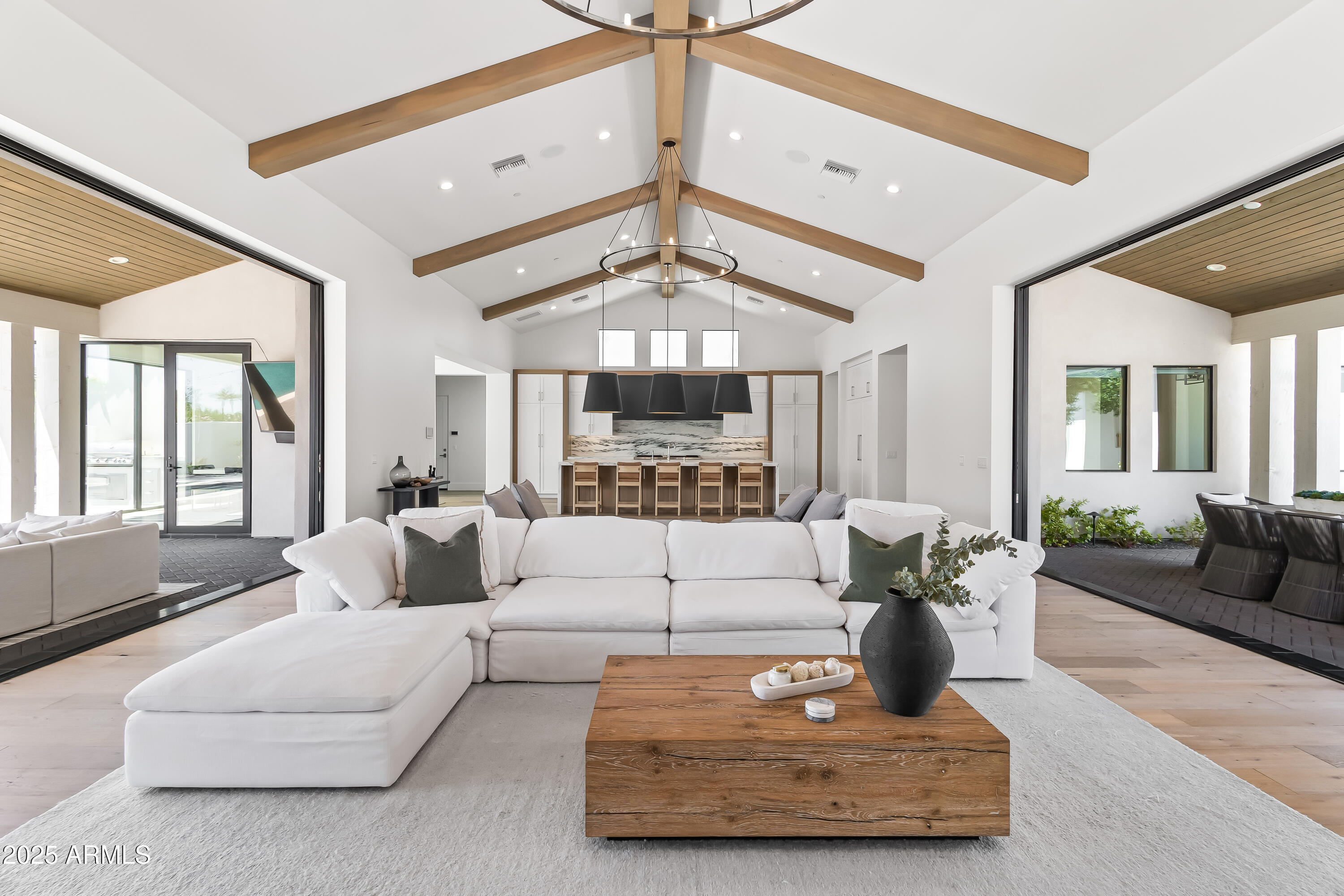 STONEVIEW - Residential