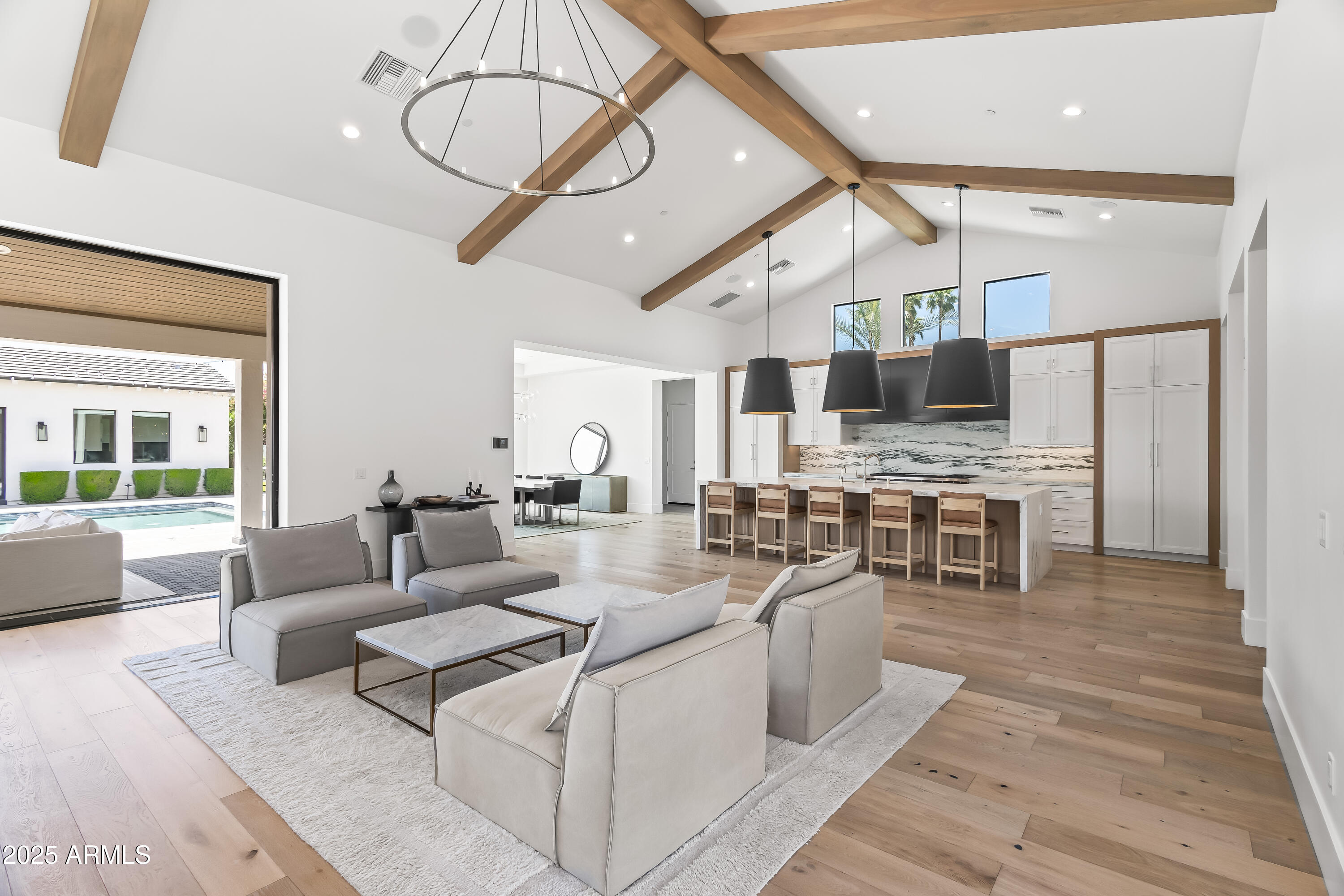 STONEVIEW - Residential