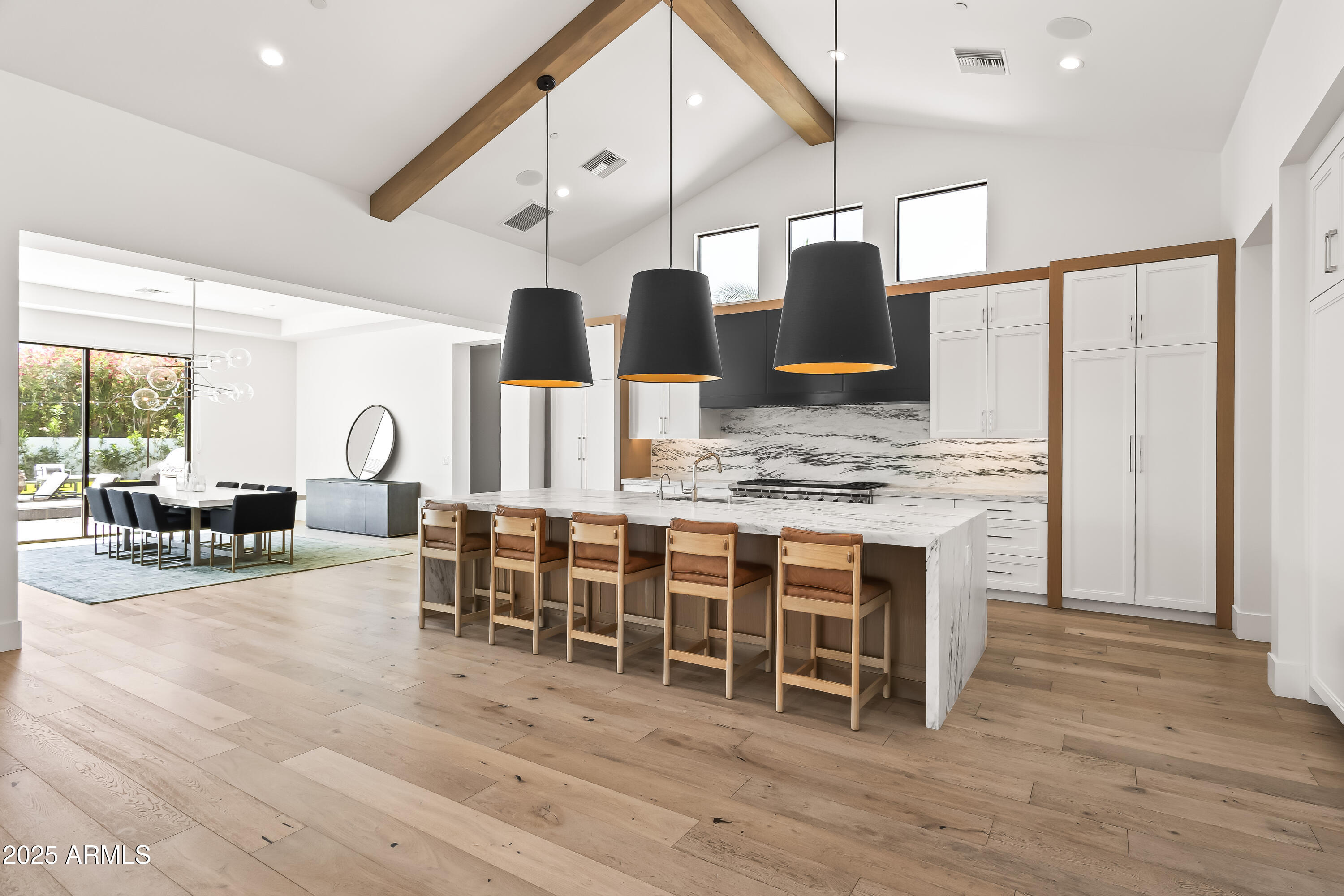 STONEVIEW - Residential