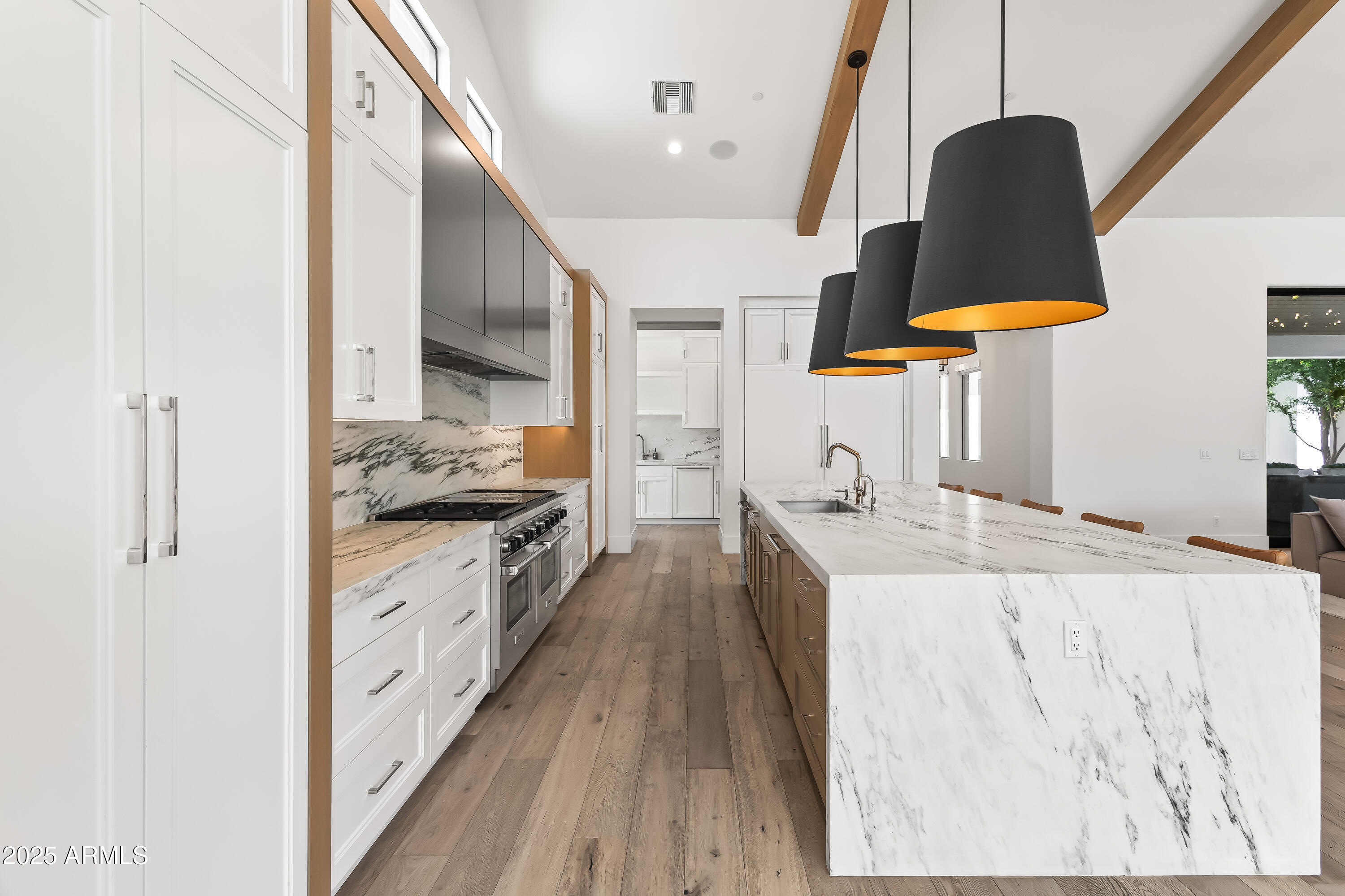 STONEVIEW - Residential