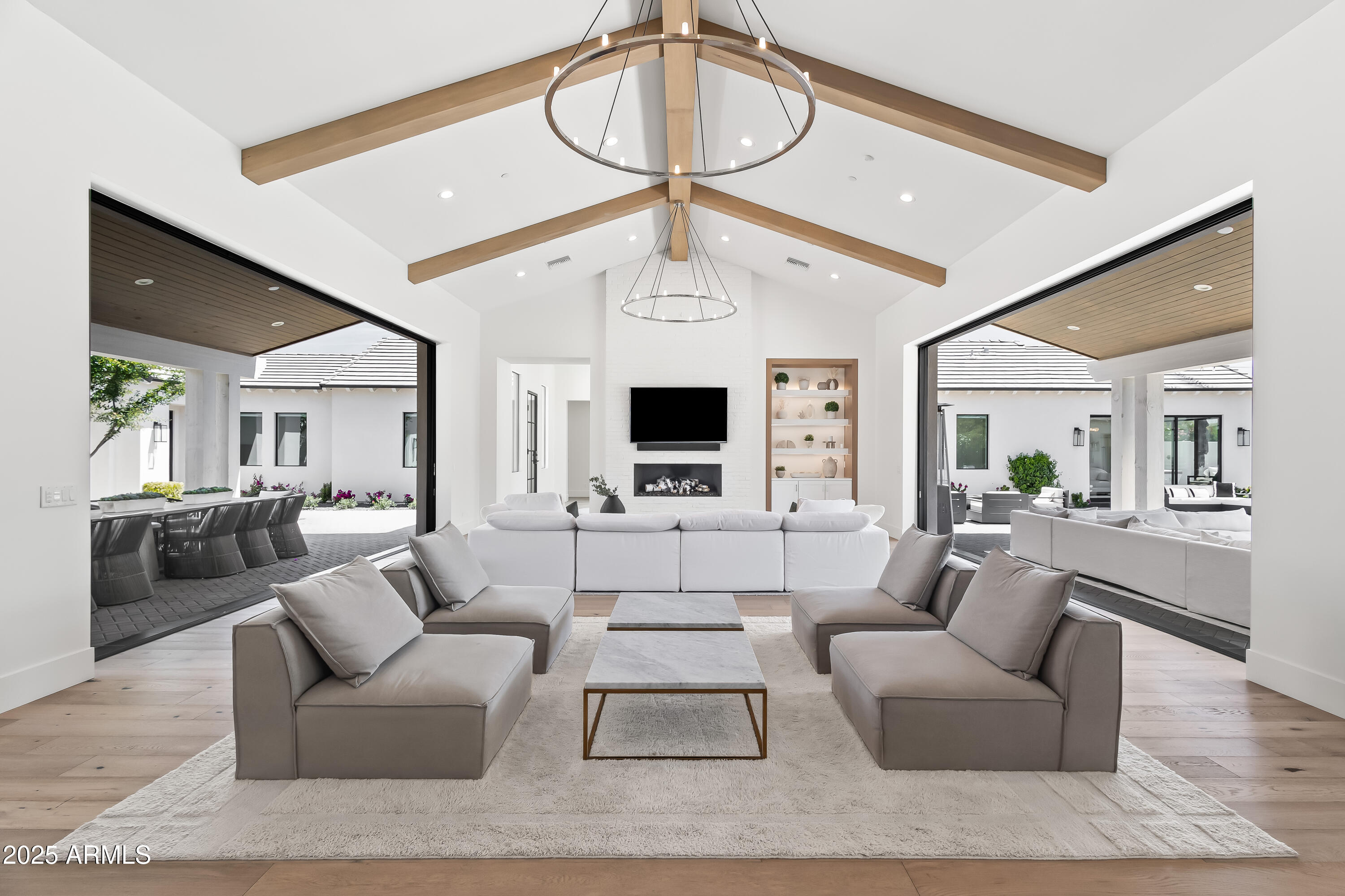 STONEVIEW - Residential