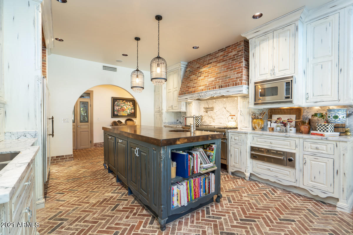 Camelback Country Estates - Residential