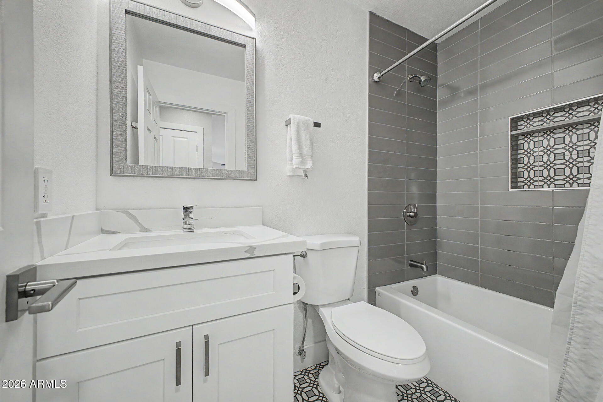 SANDAHL HOMES UNIT 4 - Residential