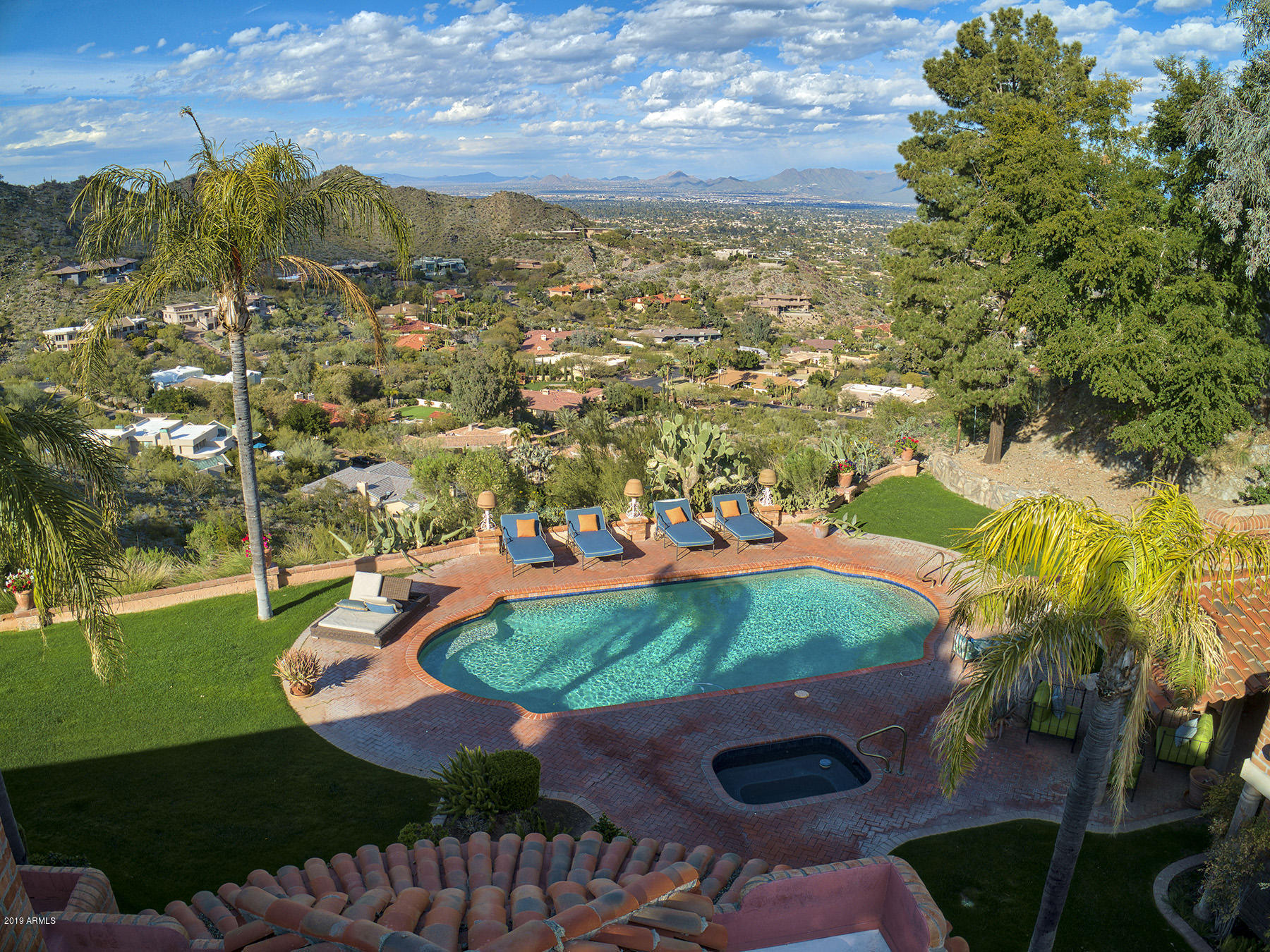 CLEARWATER HILLS PRVT ROADS & TR A - Residential