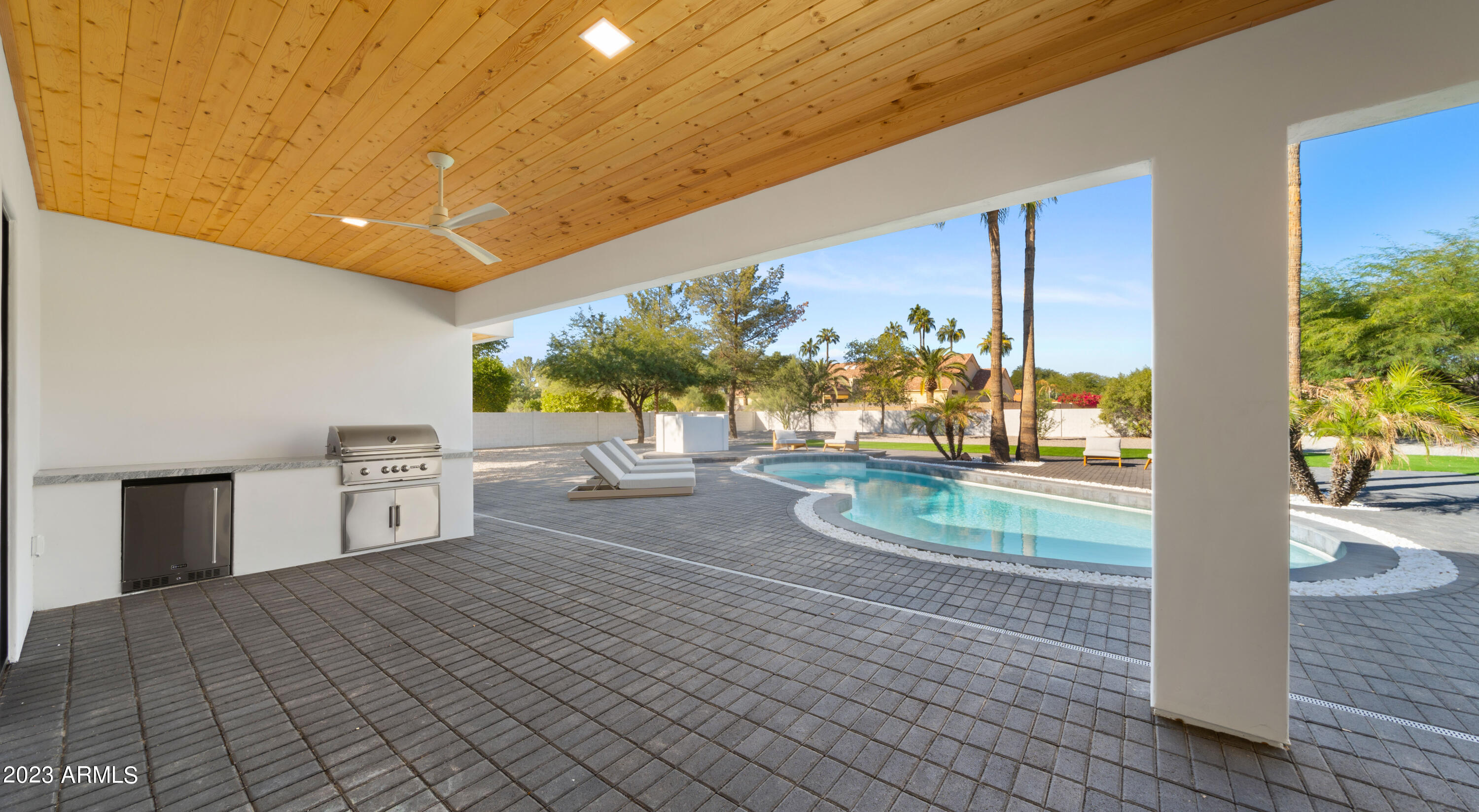 STONERIDGE ESTATES 2 - Residential