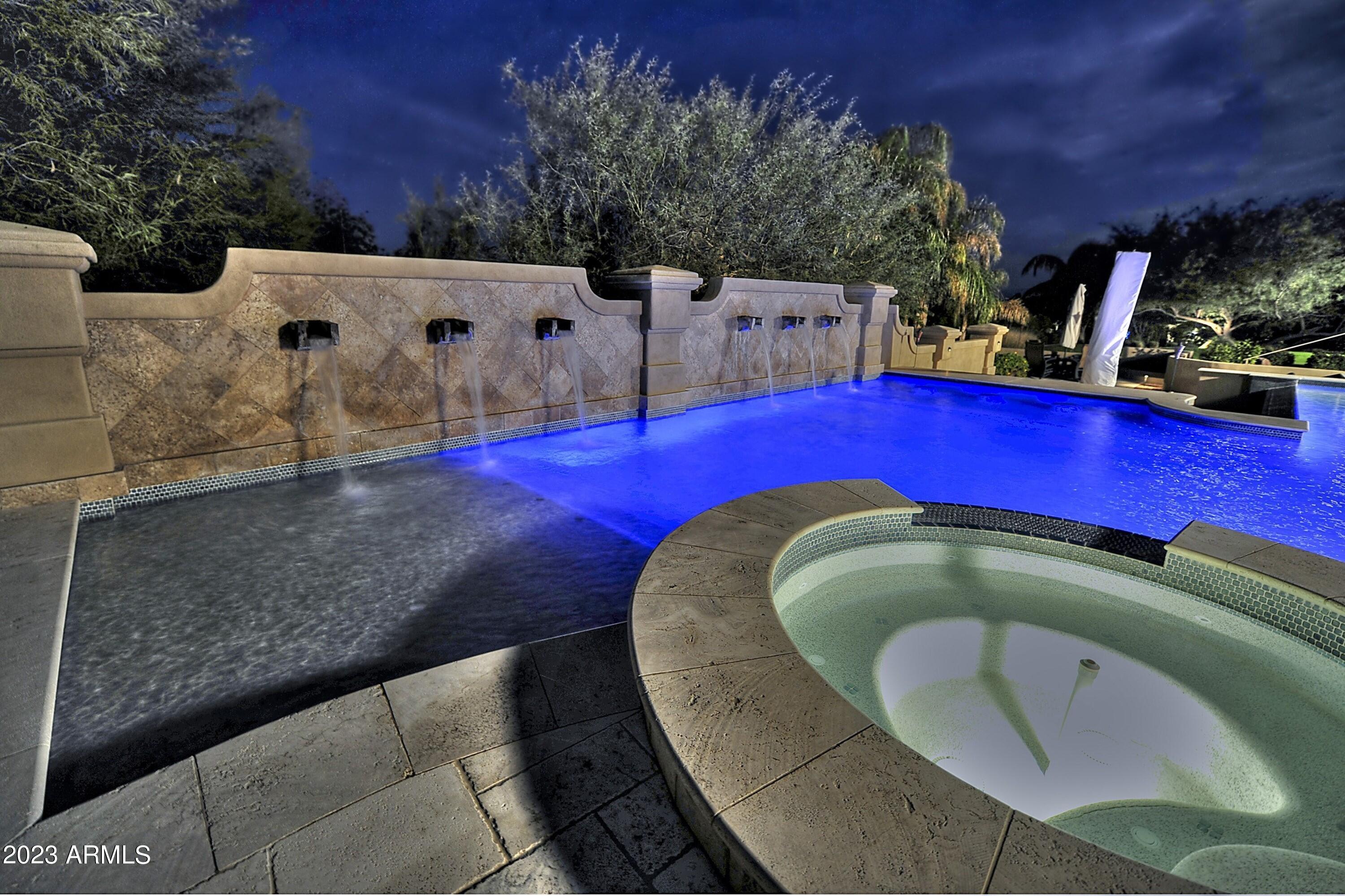 CUSTOM HOME - Residential