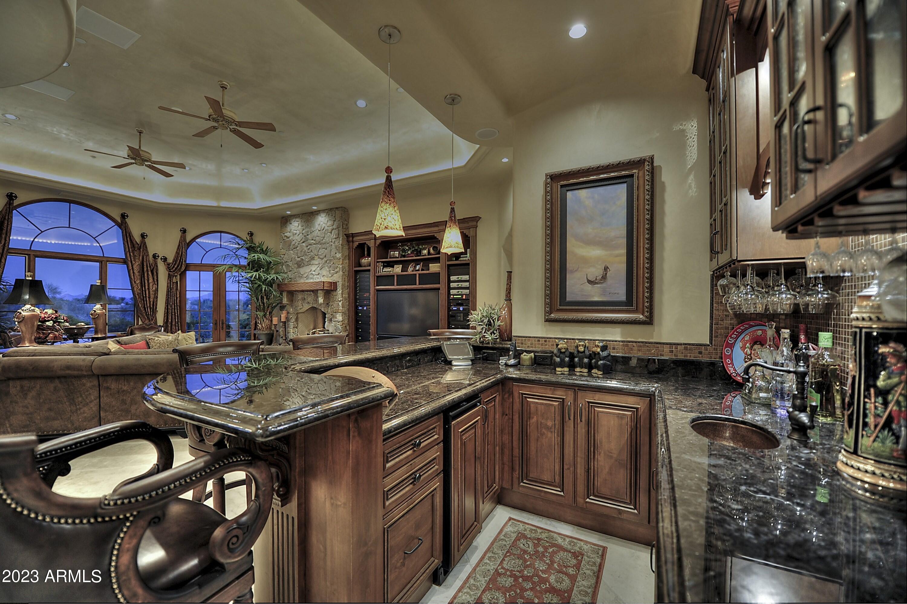 CUSTOM HOME - Residential
