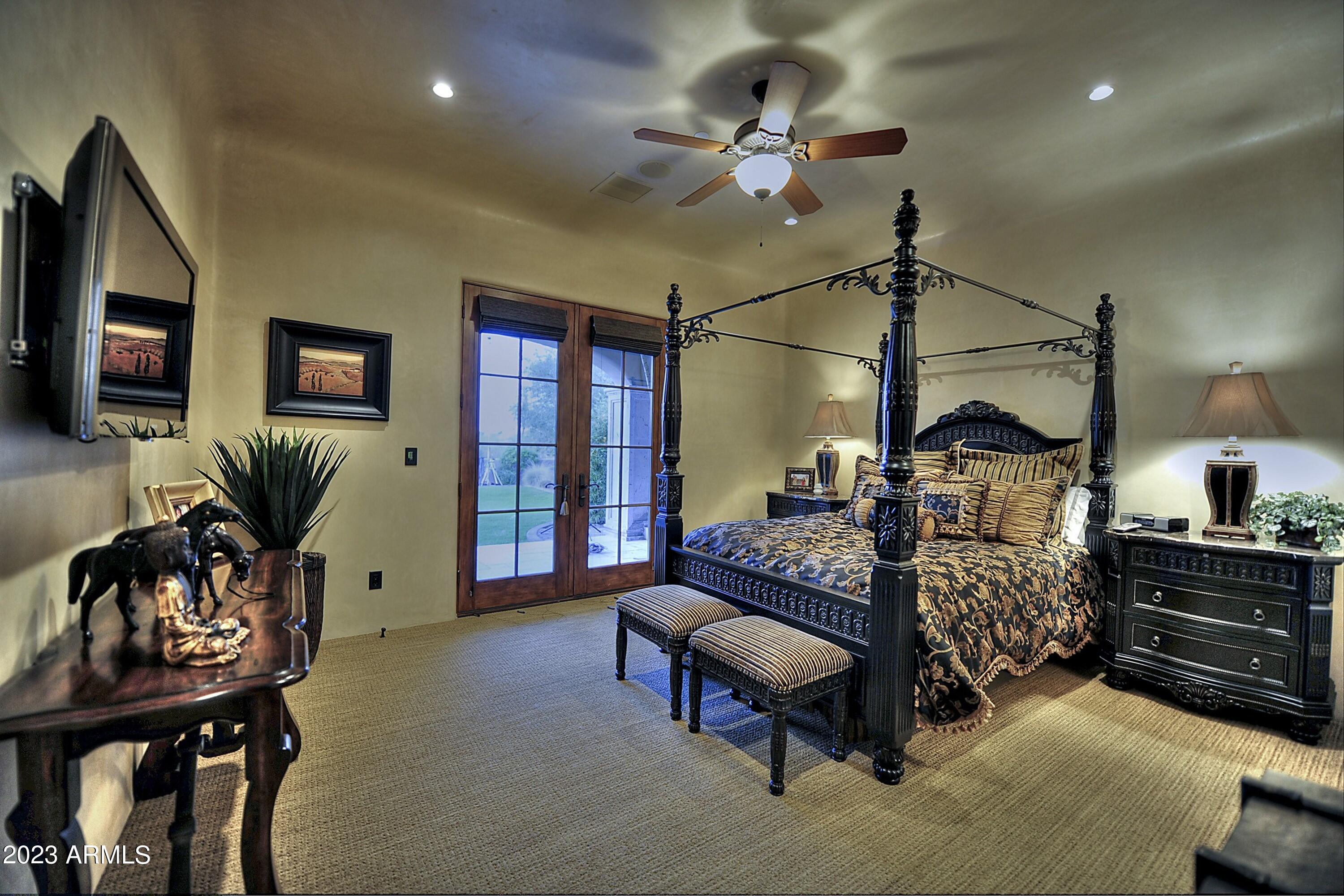 CUSTOM HOME - Residential