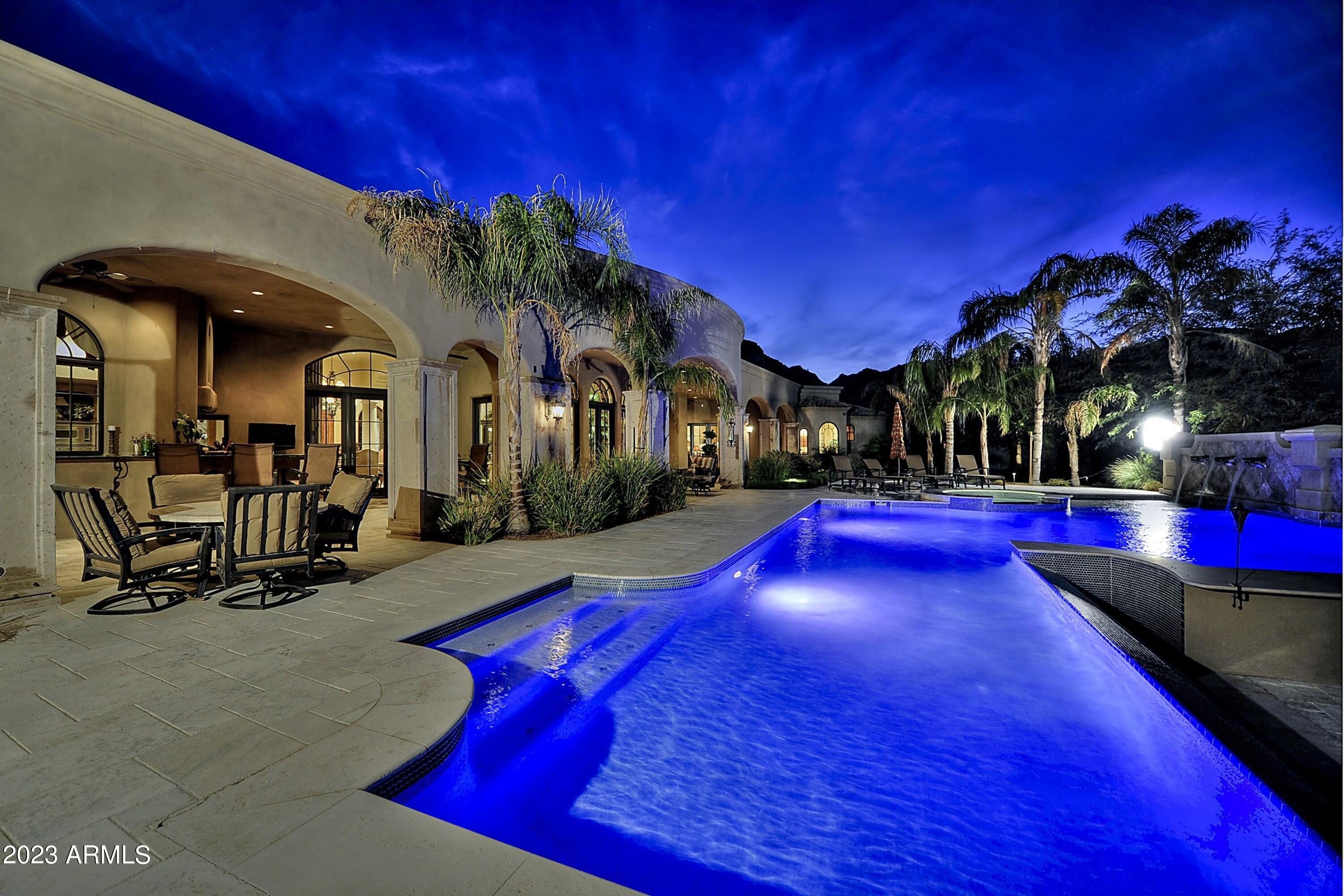 CUSTOM HOME - Residential