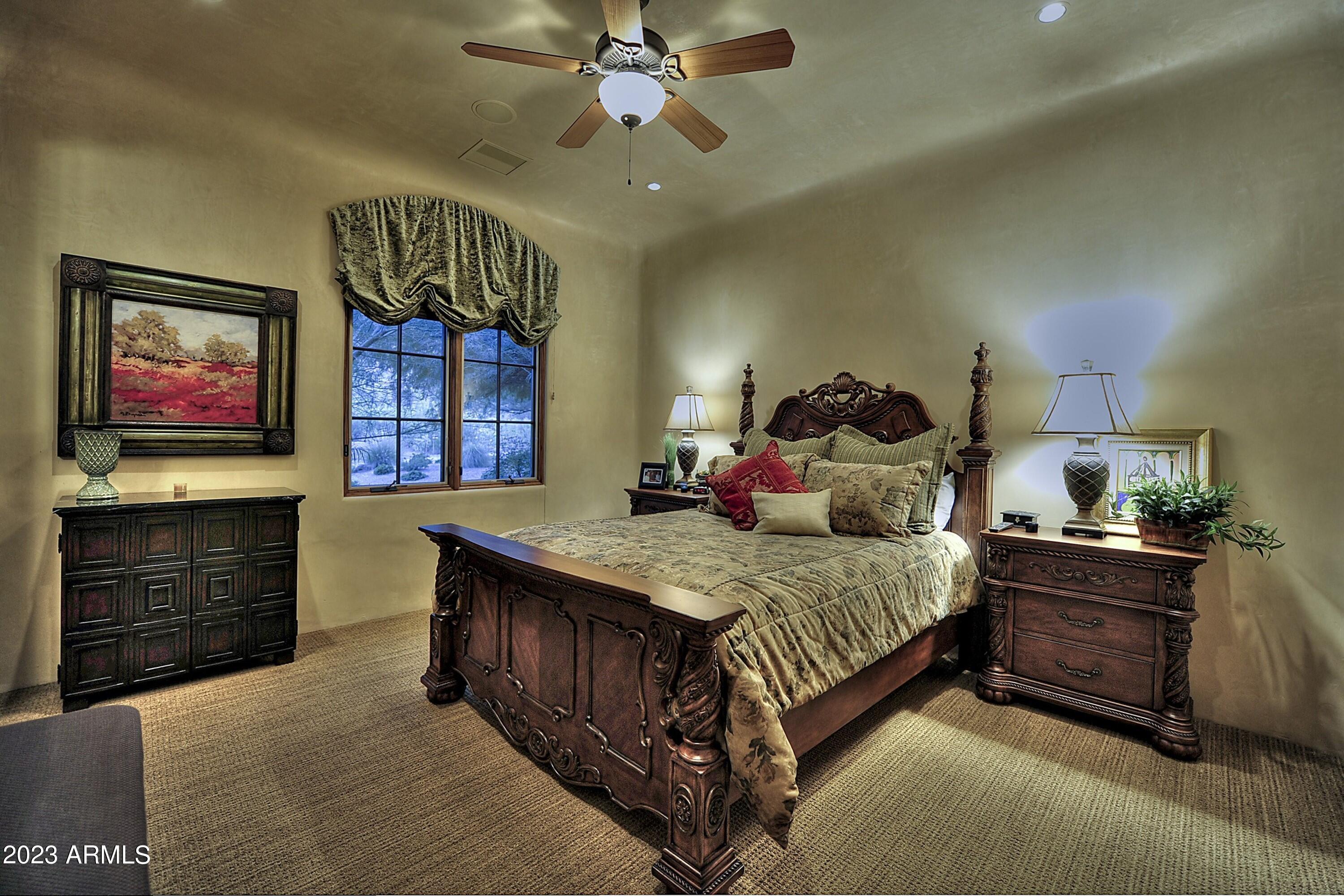 CUSTOM HOME - Residential