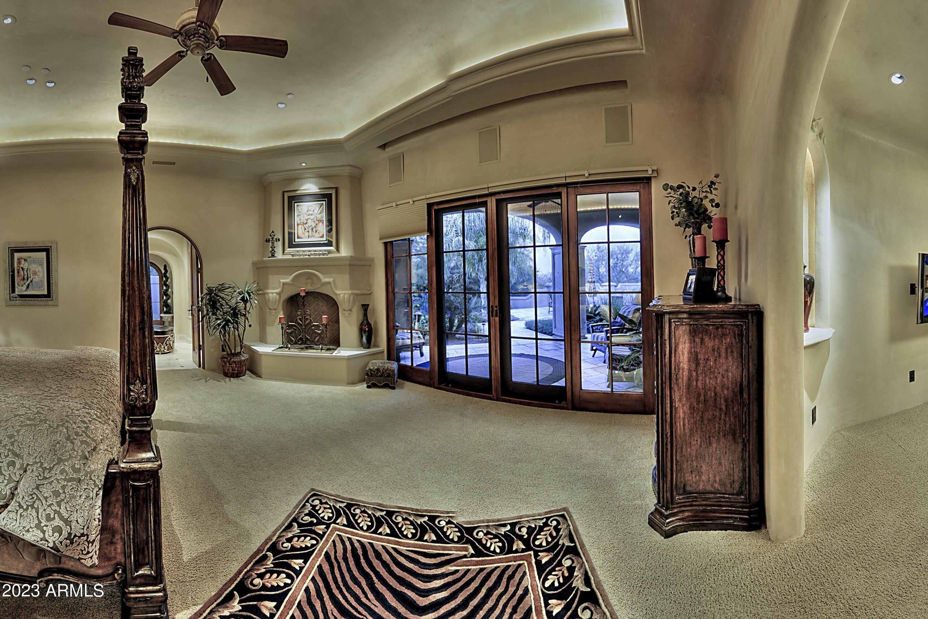 CUSTOM HOME - Residential