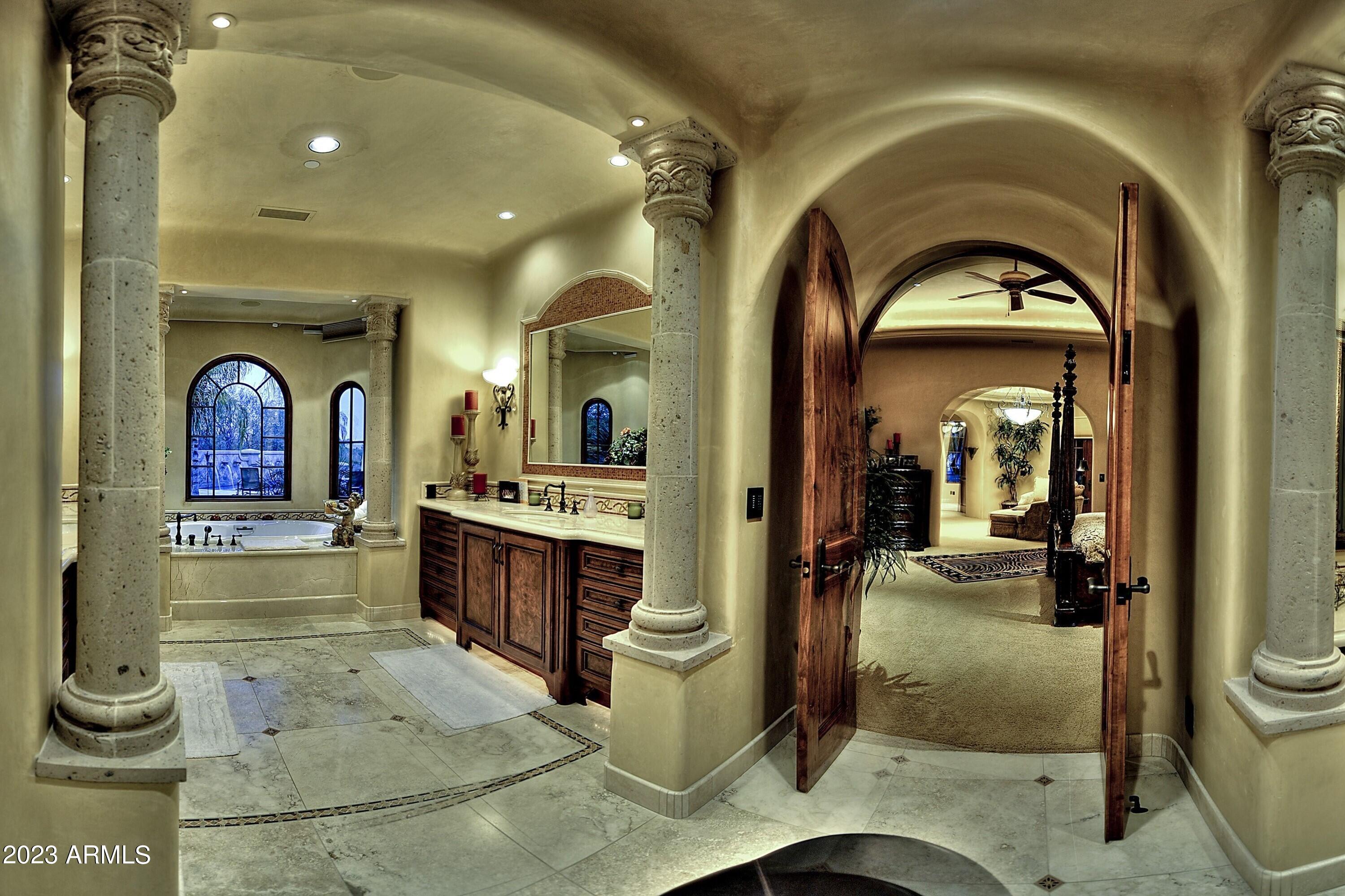 CUSTOM HOME - Residential