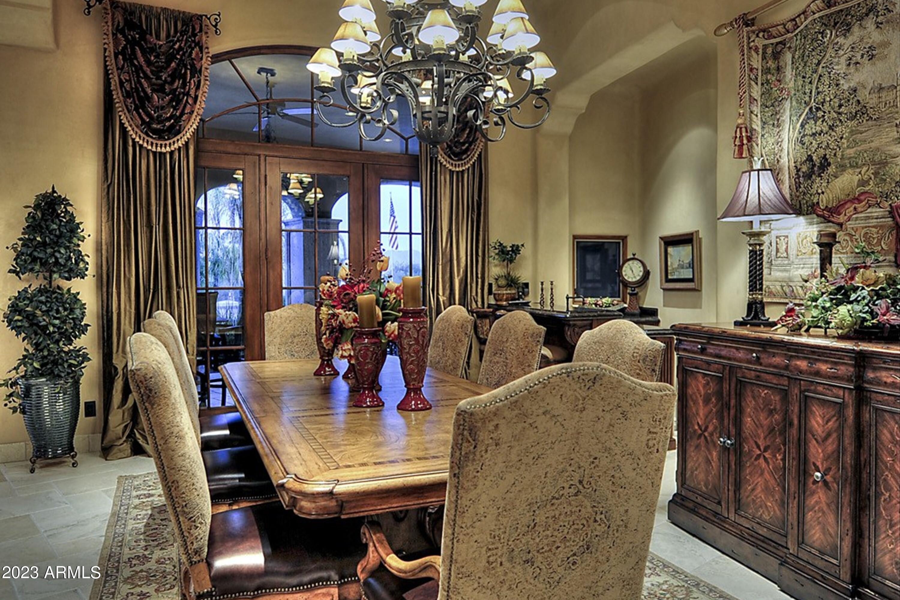 CUSTOM HOME - Residential