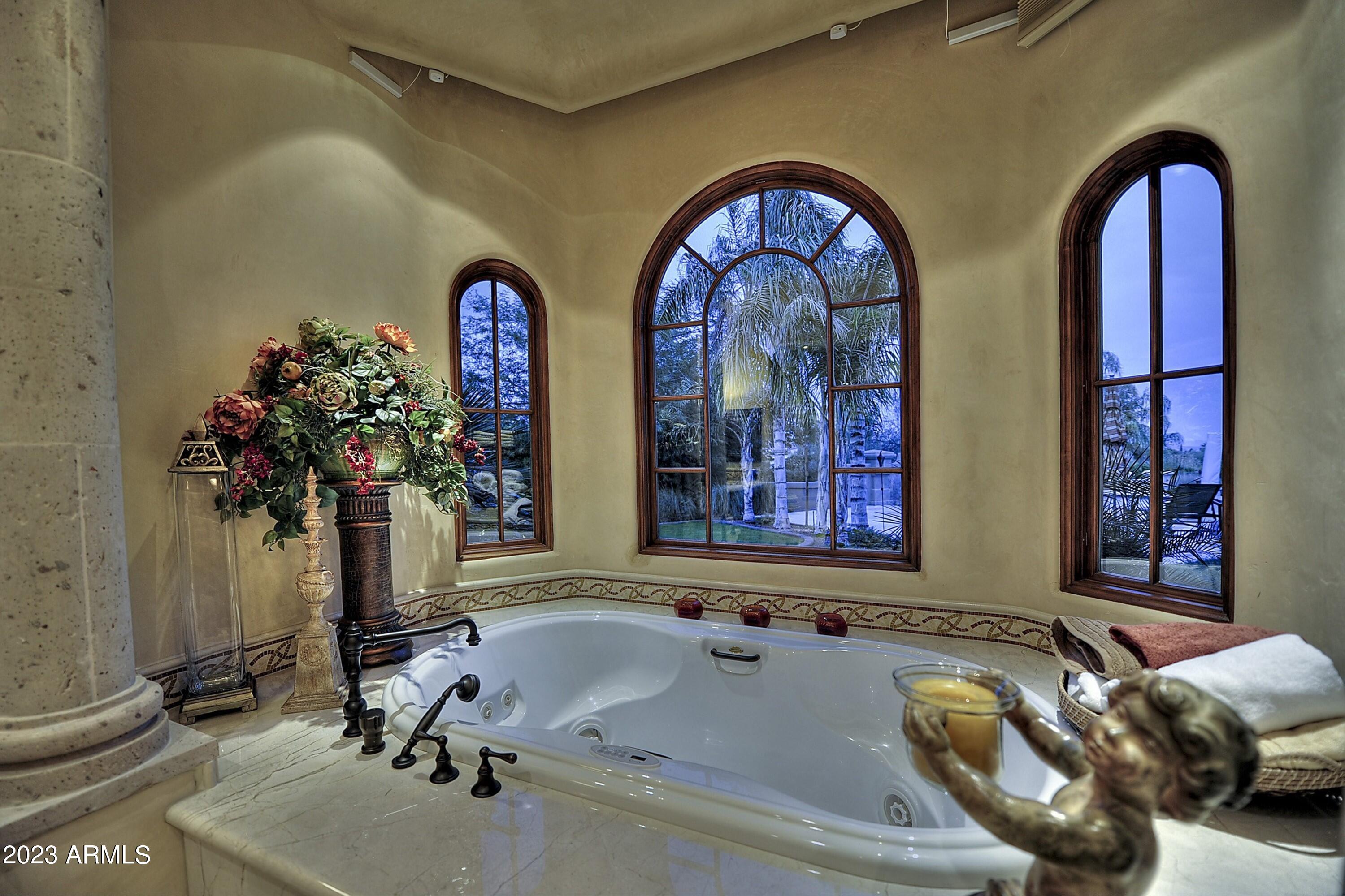 CUSTOM HOME - Residential