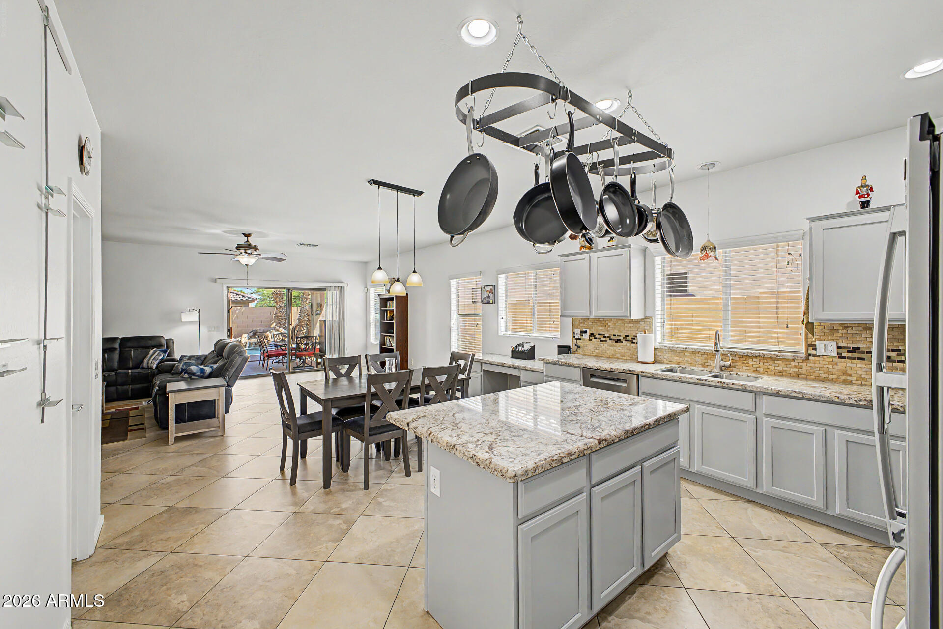 PASEO POINTE REPLAT - Residential