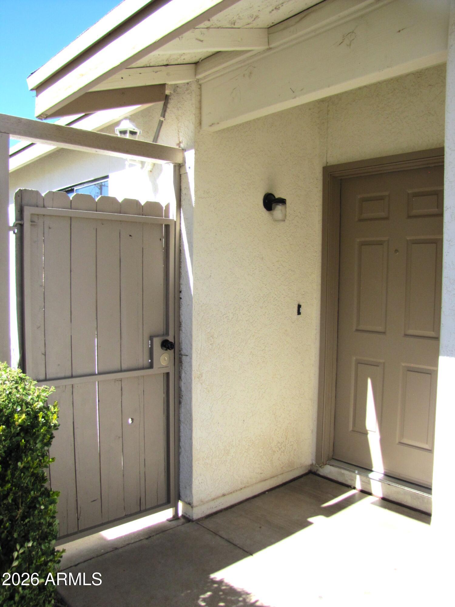 DESERT SHADOWS - Residential Lease