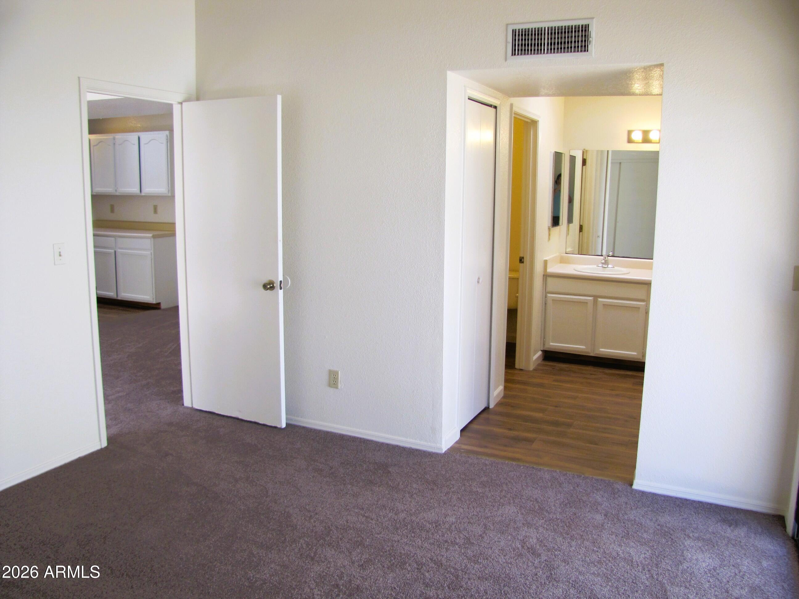 DESERT SHADOWS - Residential Lease