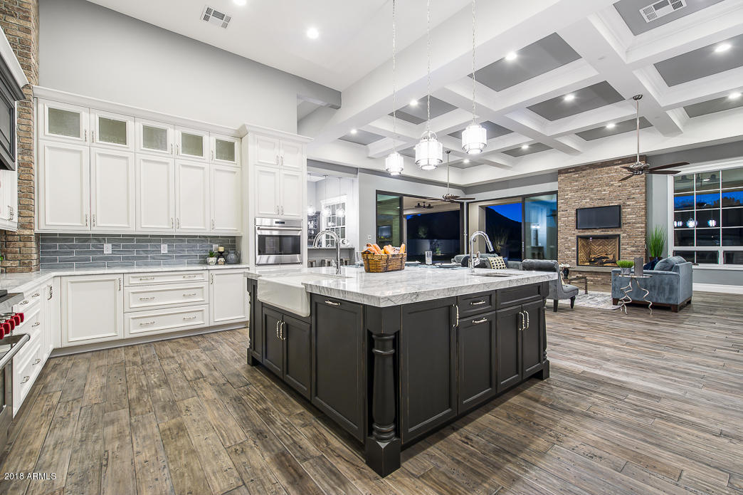 PARADISE COUNTRY ESTATES - Residential
