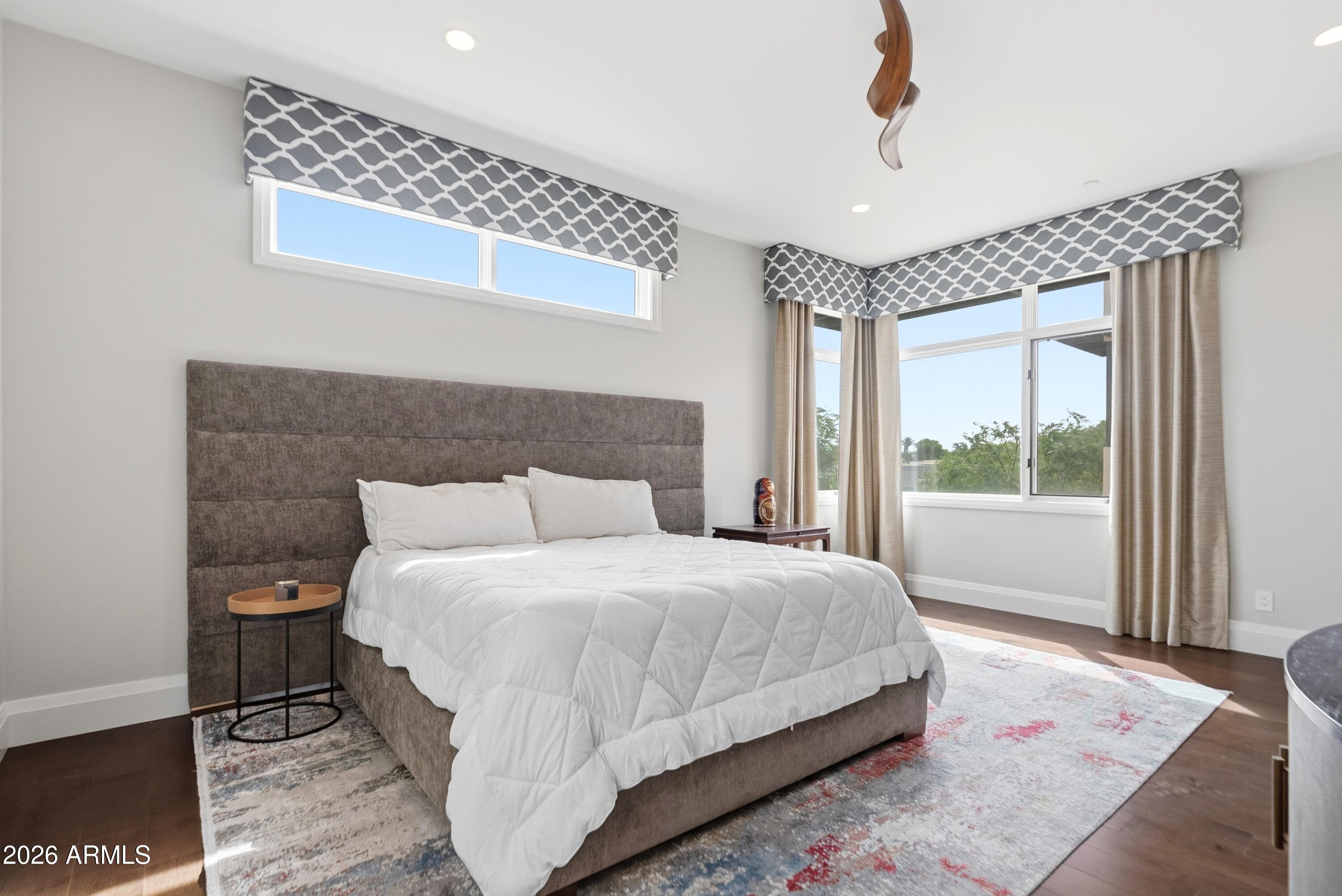 VILLAS AT MOUNTAIN SHADOWS CONDOMINIUMS - Residential