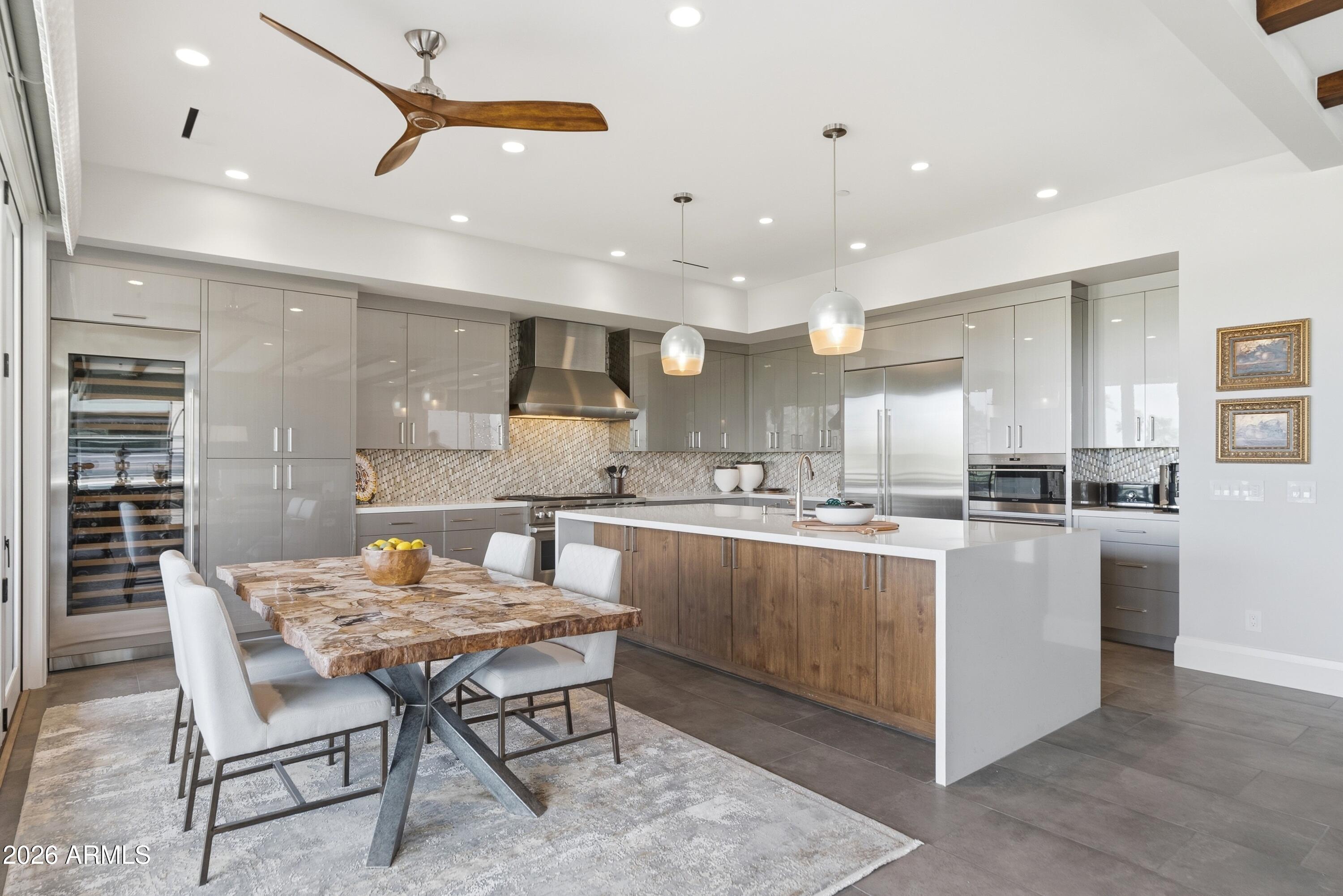 VILLAS AT MOUNTAIN SHADOWS CONDOMINIUMS - Residential