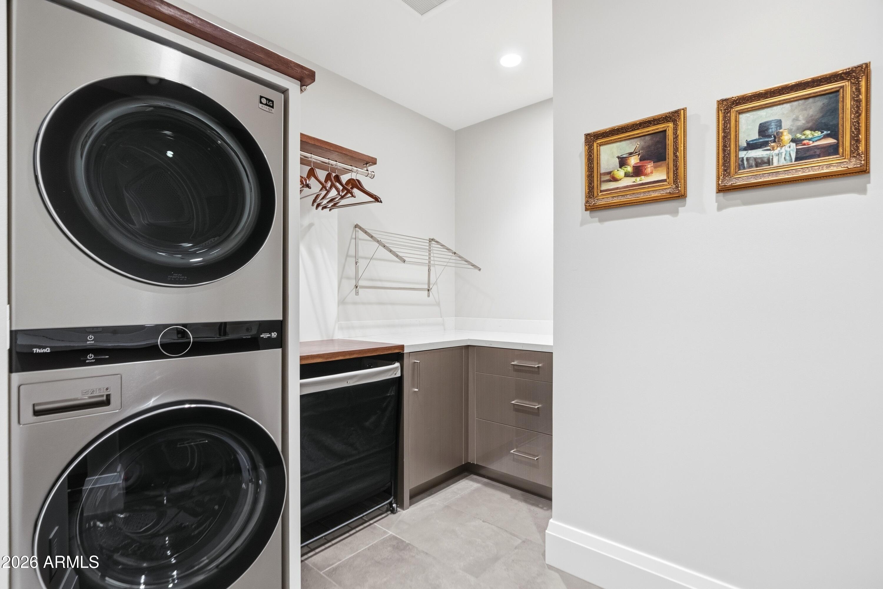 VILLAS AT MOUNTAIN SHADOWS CONDOMINIUMS - Residential
