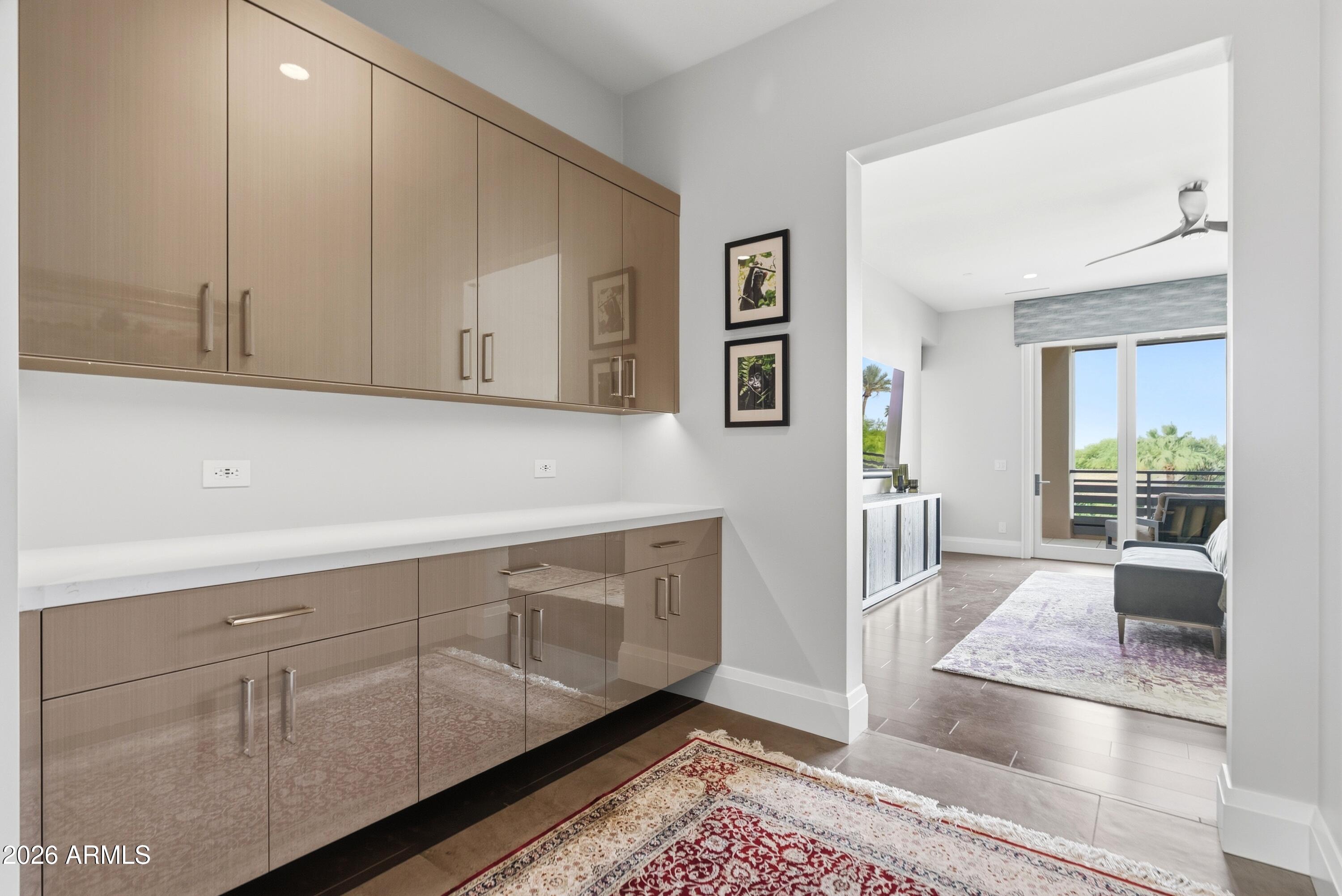 VILLAS AT MOUNTAIN SHADOWS CONDOMINIUMS - Residential