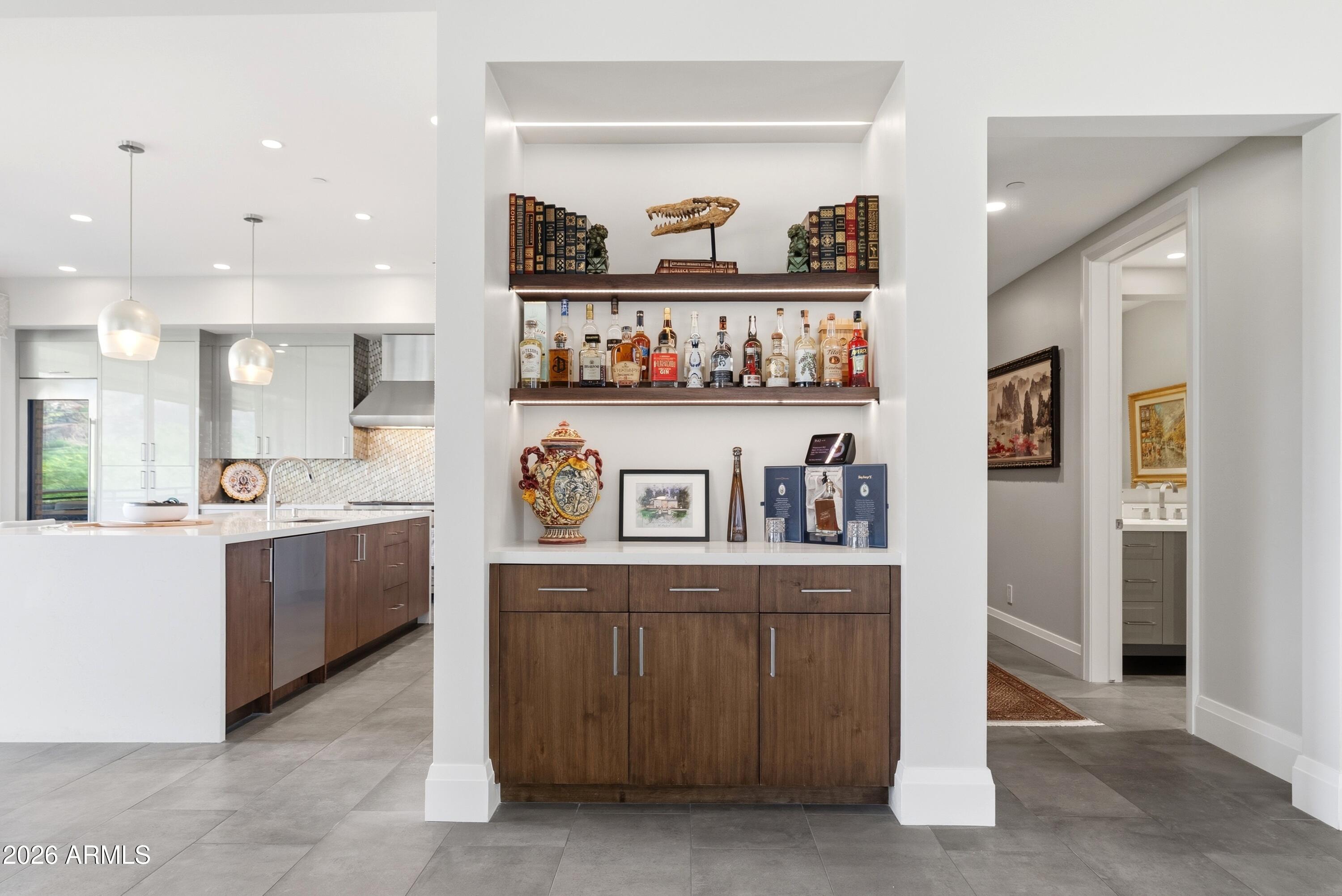 VILLAS AT MOUNTAIN SHADOWS CONDOMINIUMS - Residential
