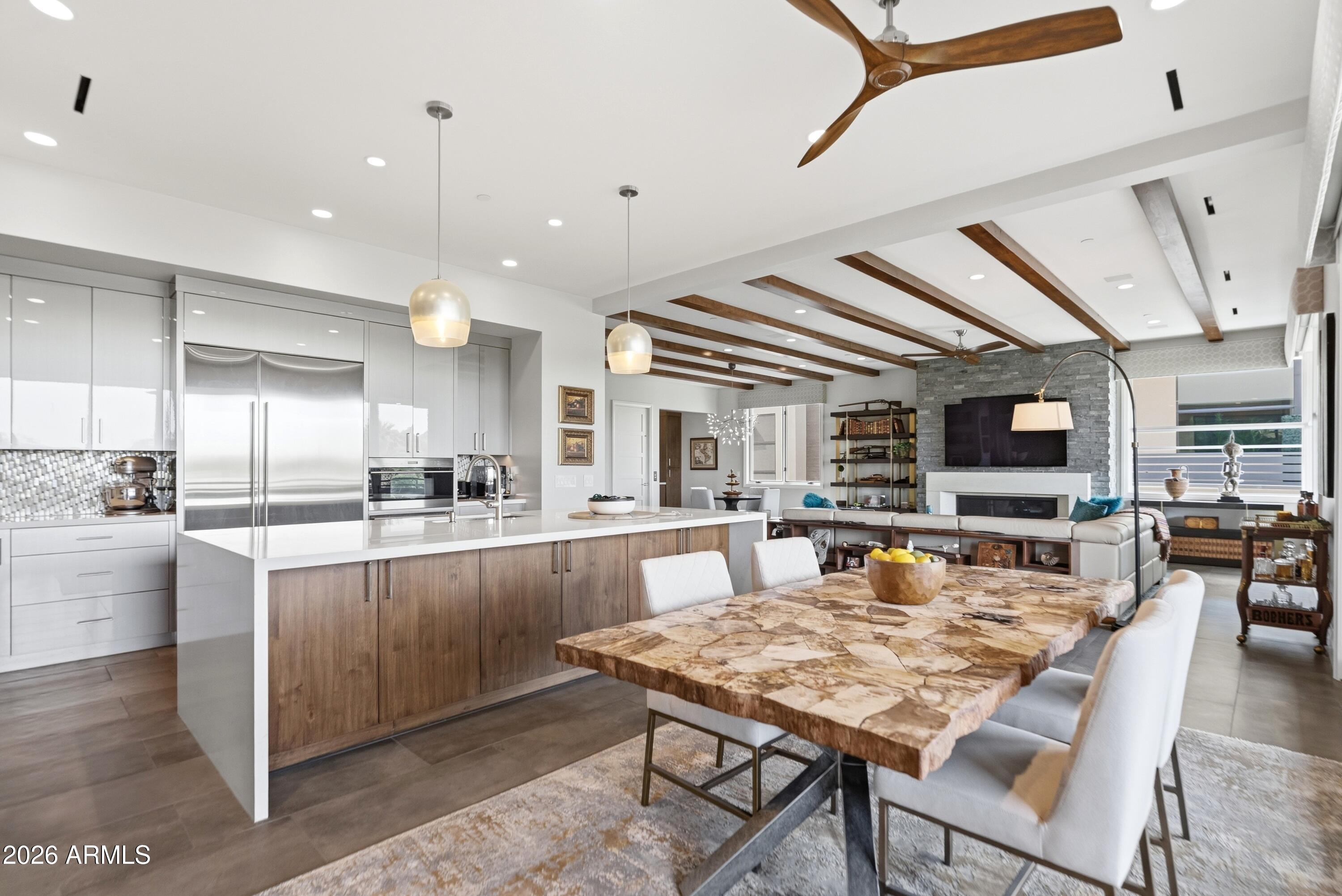 VILLAS AT MOUNTAIN SHADOWS CONDOMINIUMS - Residential