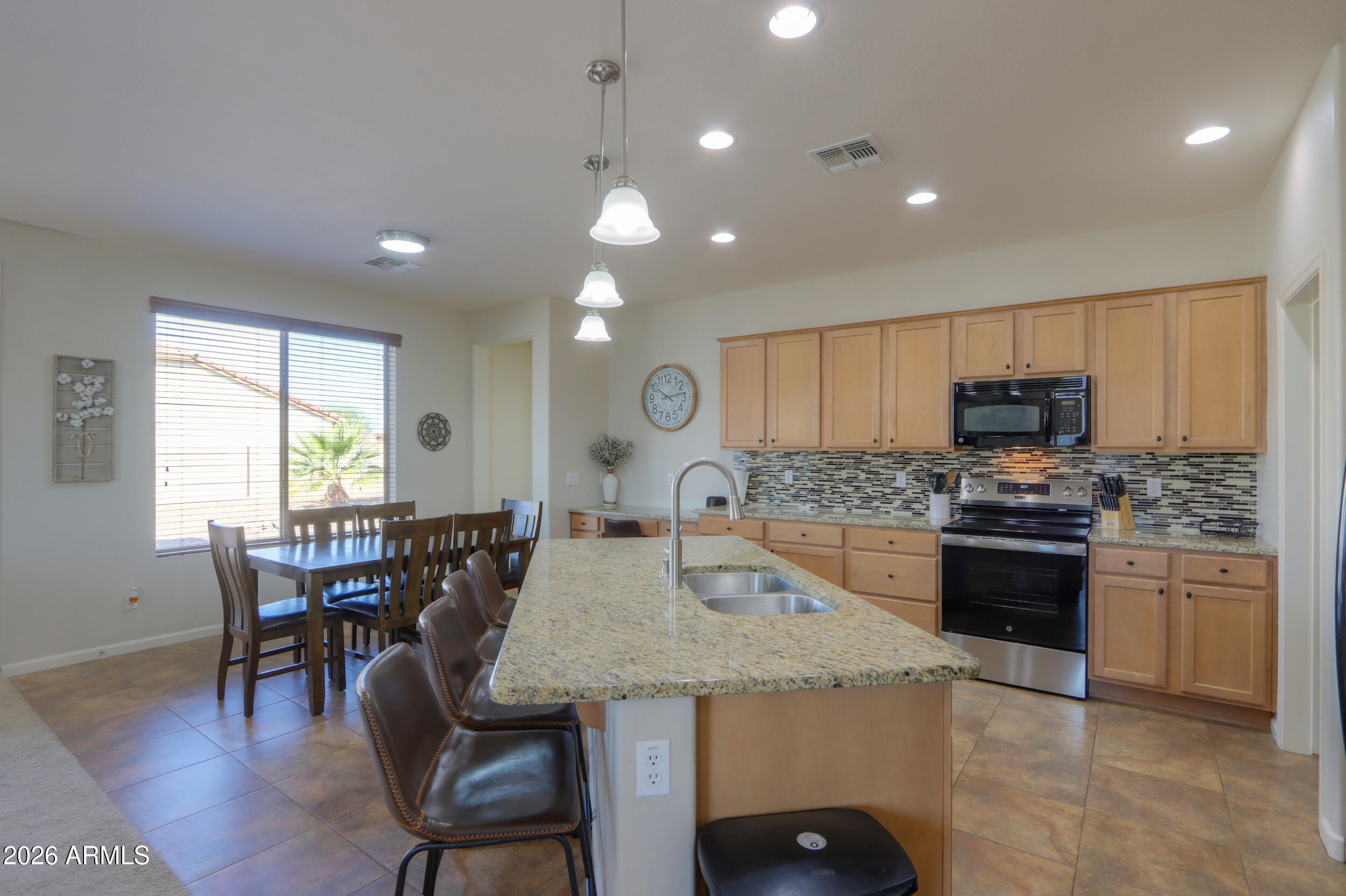 ROBSON RANCH - Residential