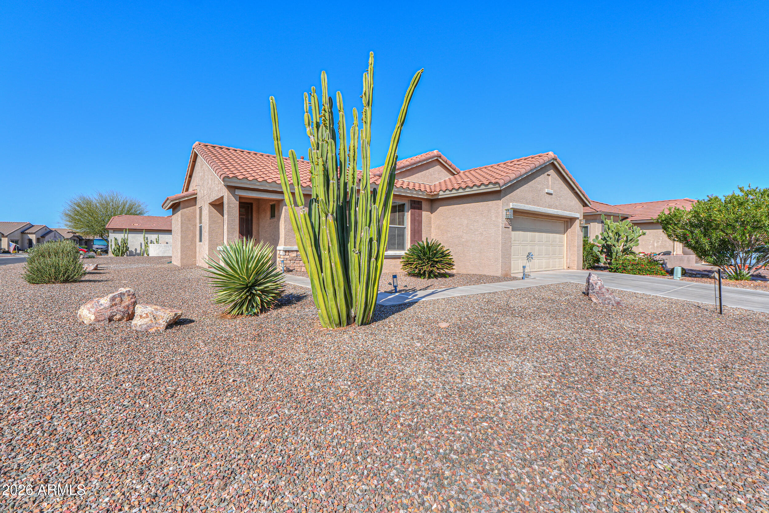 ROBSON RANCH - Residential