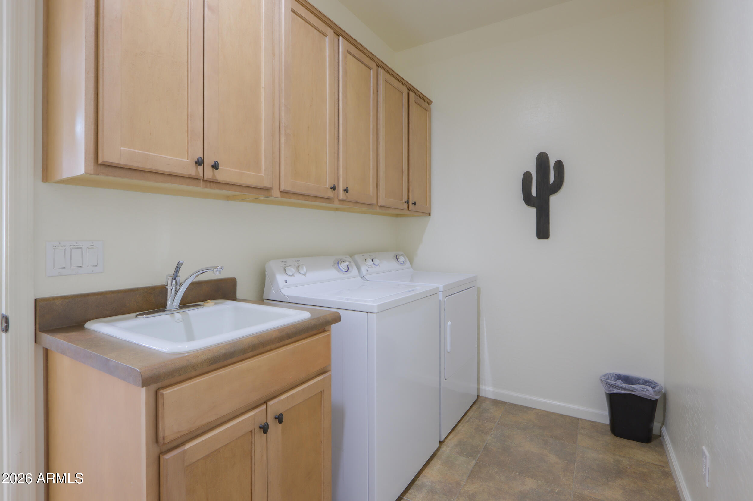 ROBSON RANCH - Residential