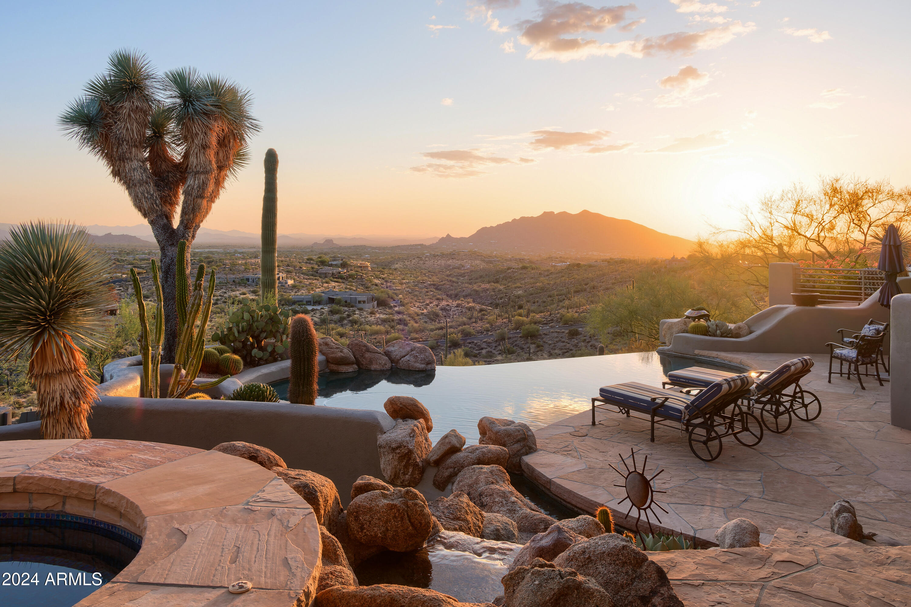 Carefree Ranch - Residential