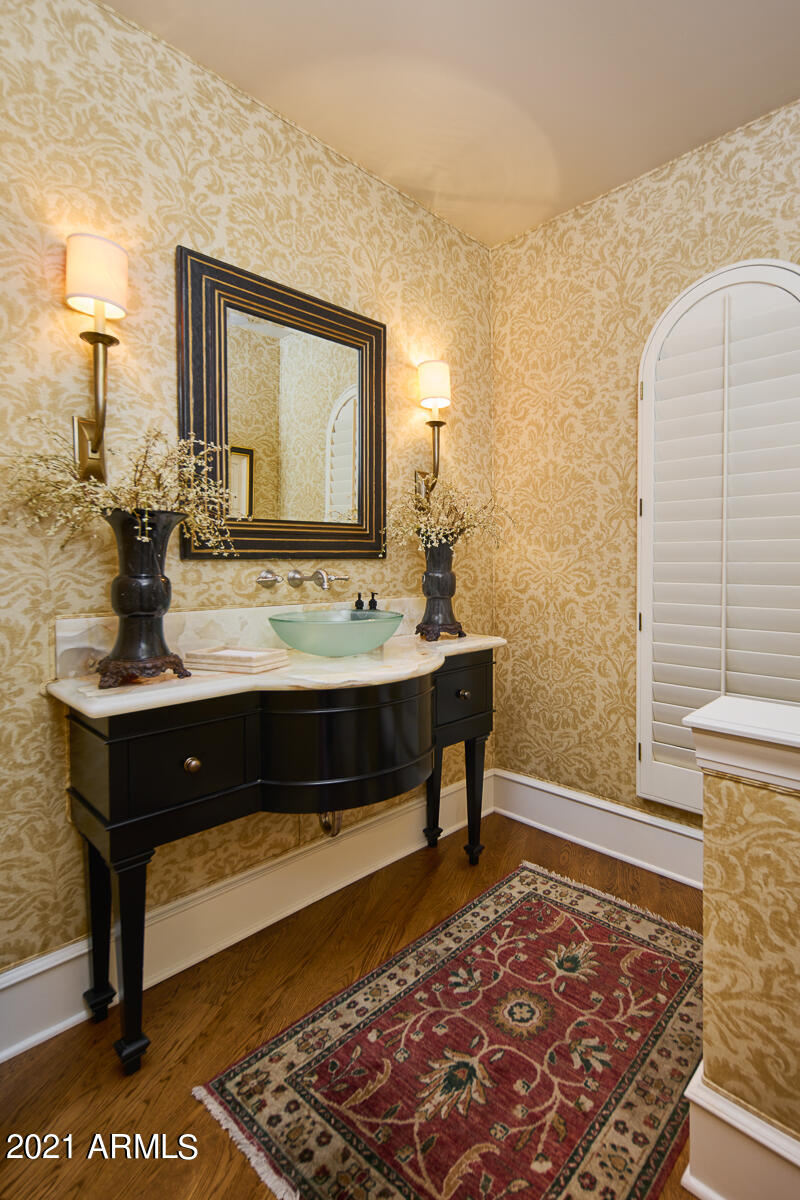 APACHE ESTATES - Residential