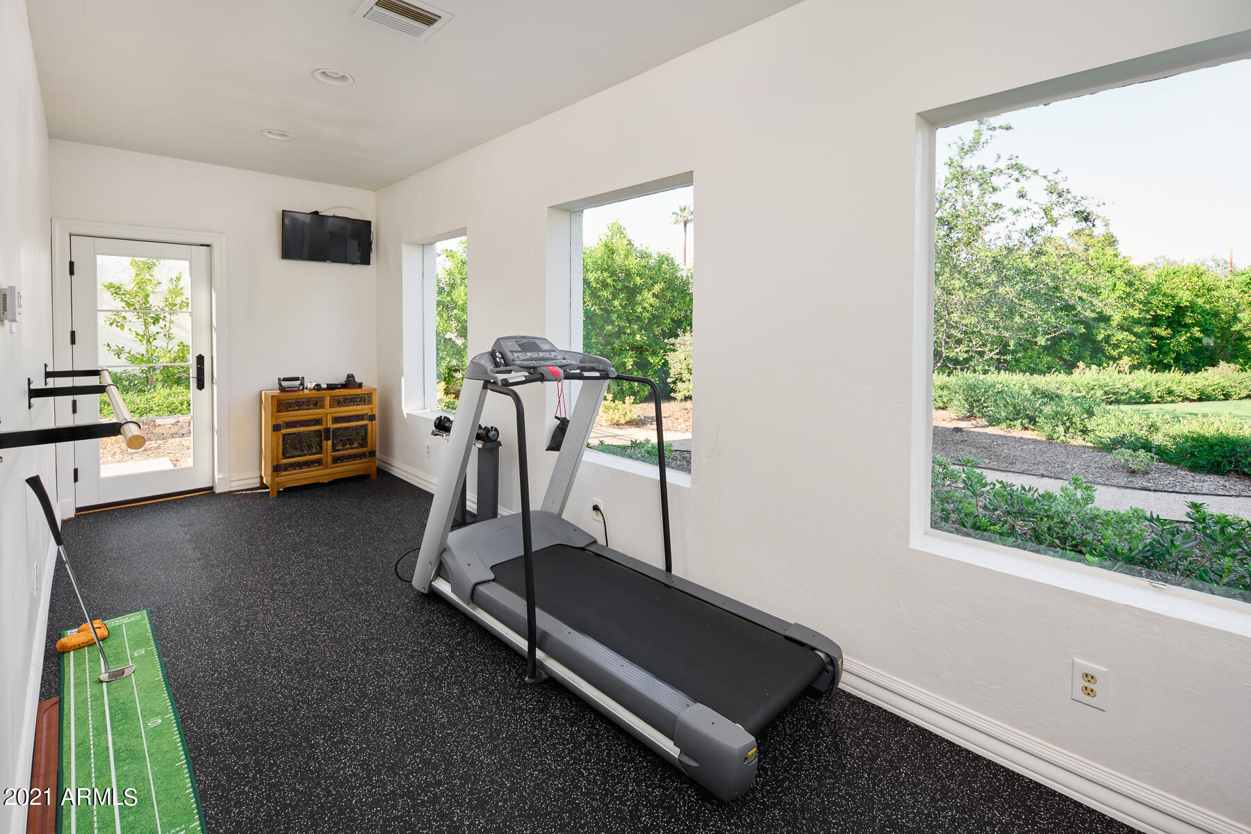 APACHE ESTATES - Residential
