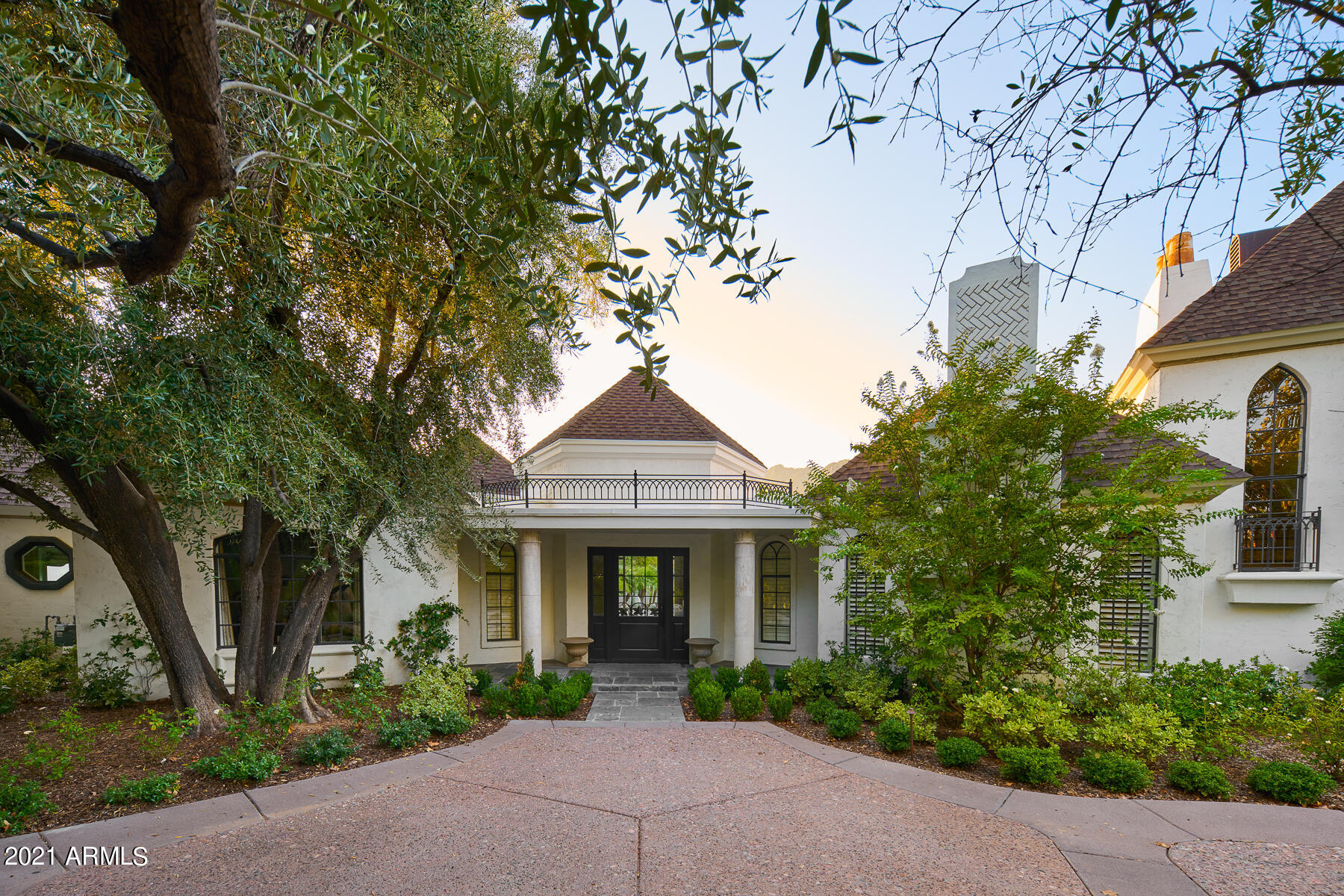 APACHE ESTATES - Residential
