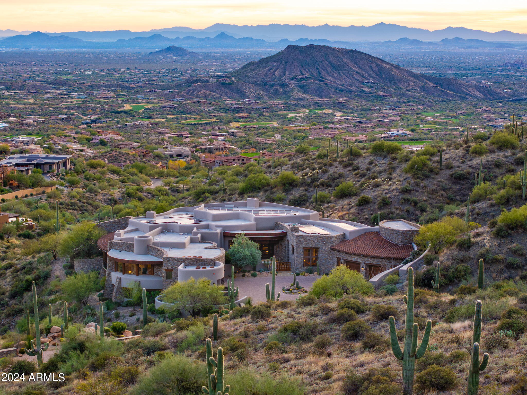 DESERT MOUNTAIN - Residential