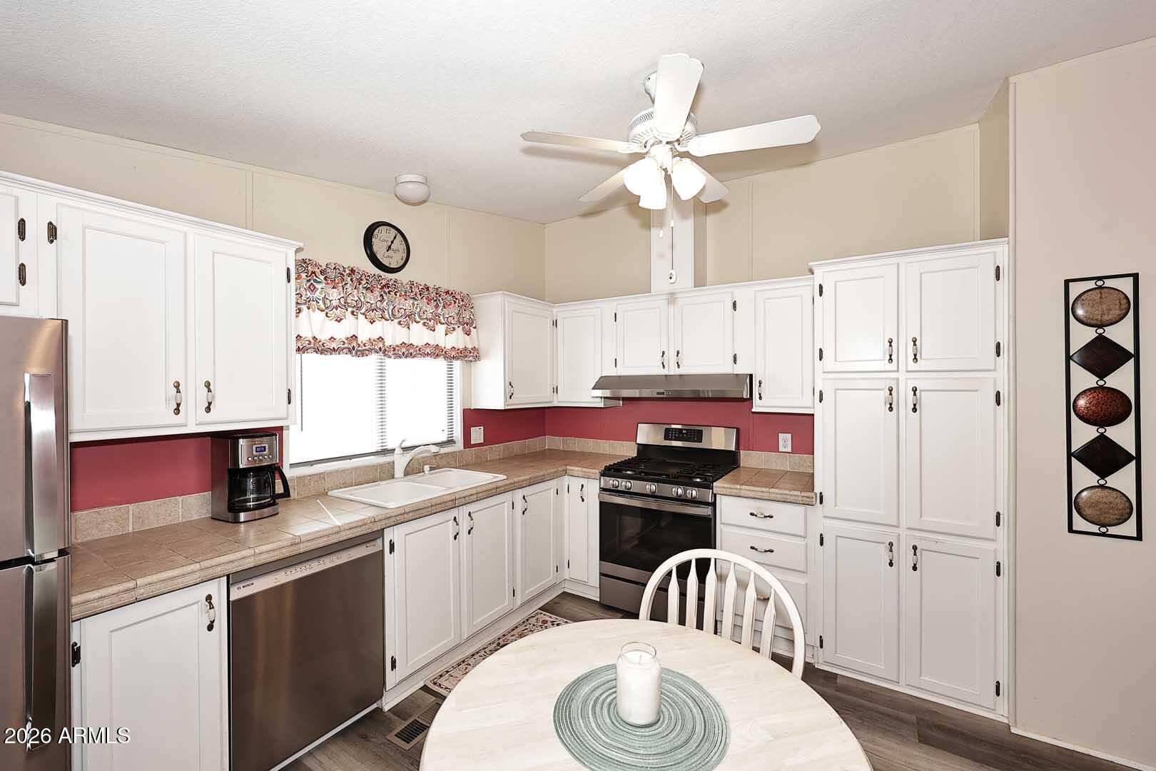 Highlands At Brentwood - Residential