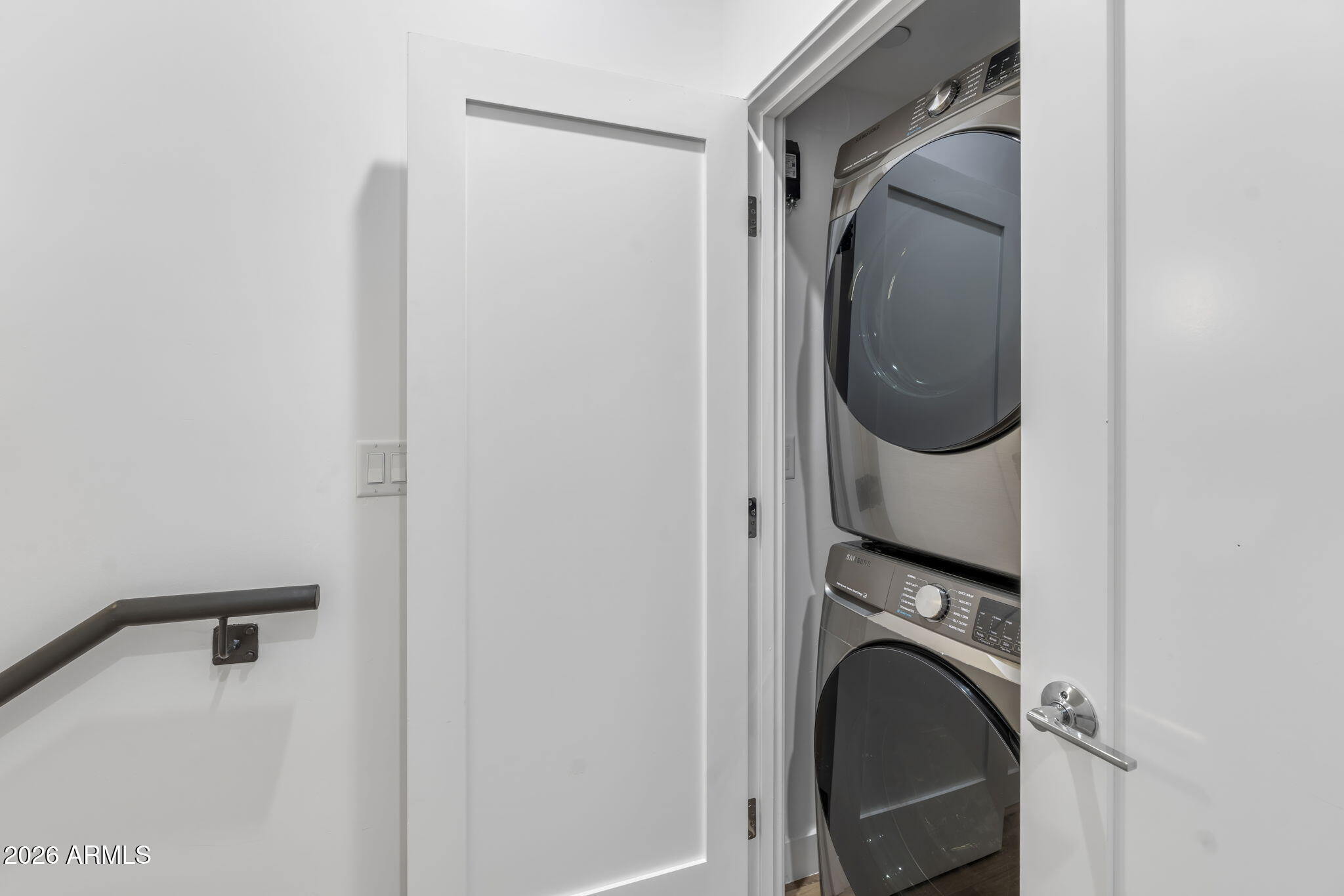 ARCADIA 32 - Residential Lease