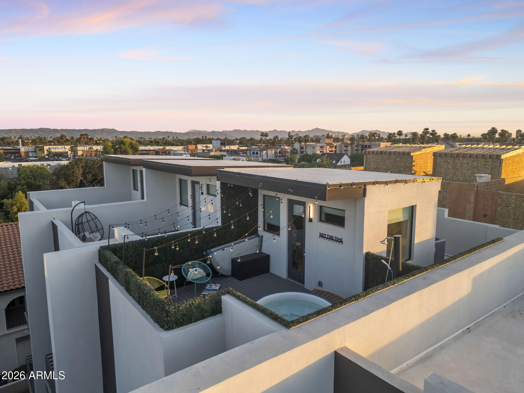 ARCADIA 32 - Residential Lease