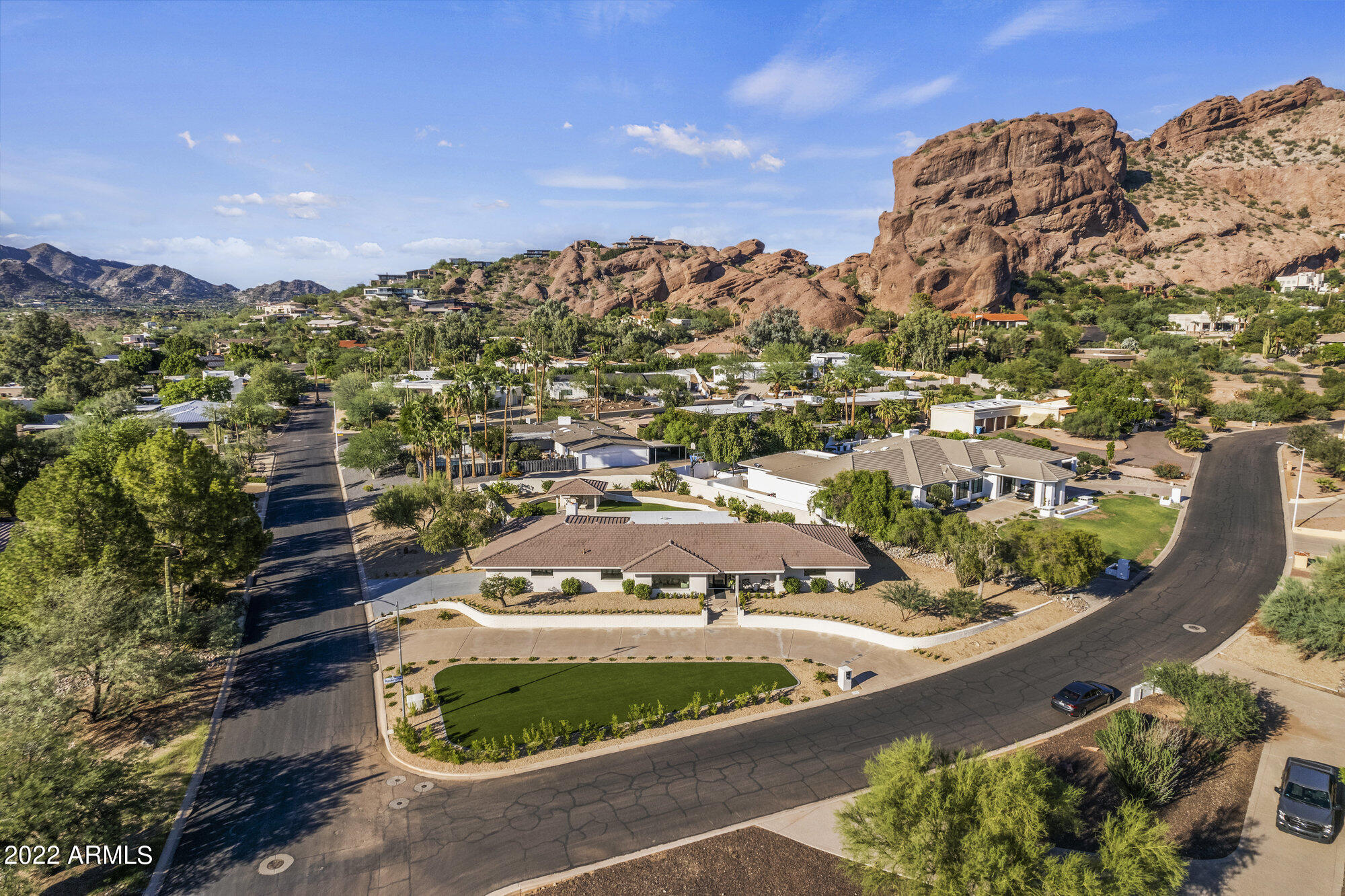 CAMELBACK SIERRA - Residential