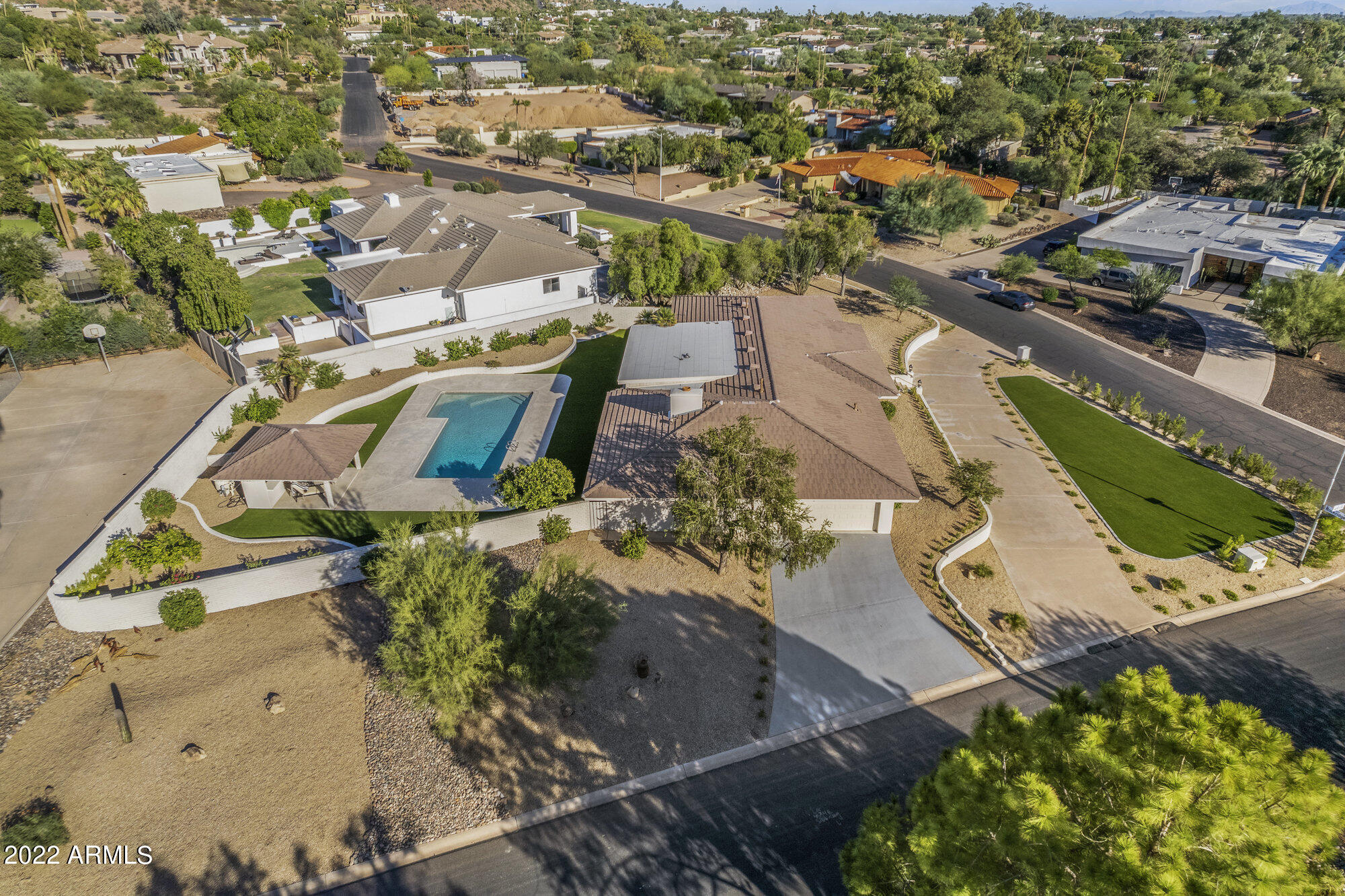 CAMELBACK SIERRA - Residential