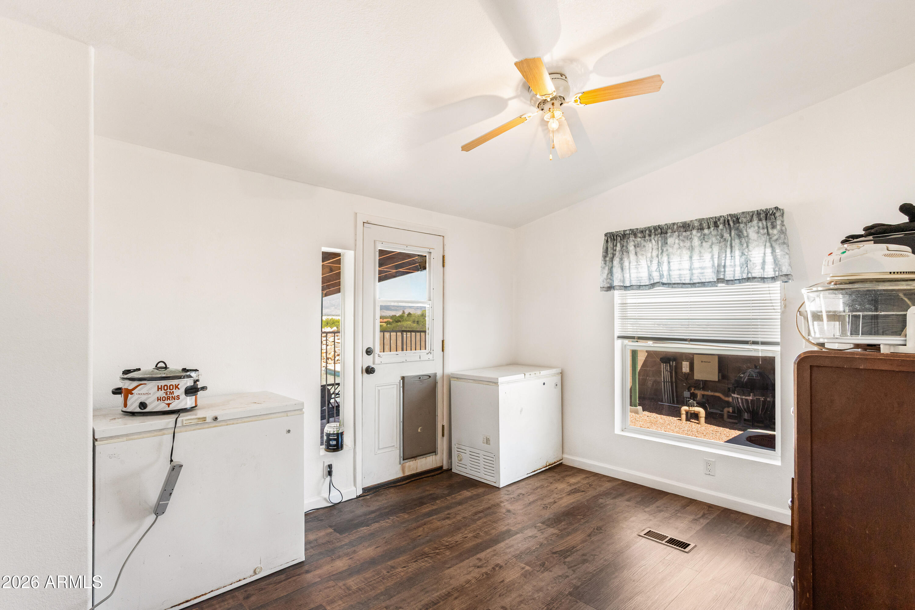 GREATER SAN PEDRO RANCHES - Residential