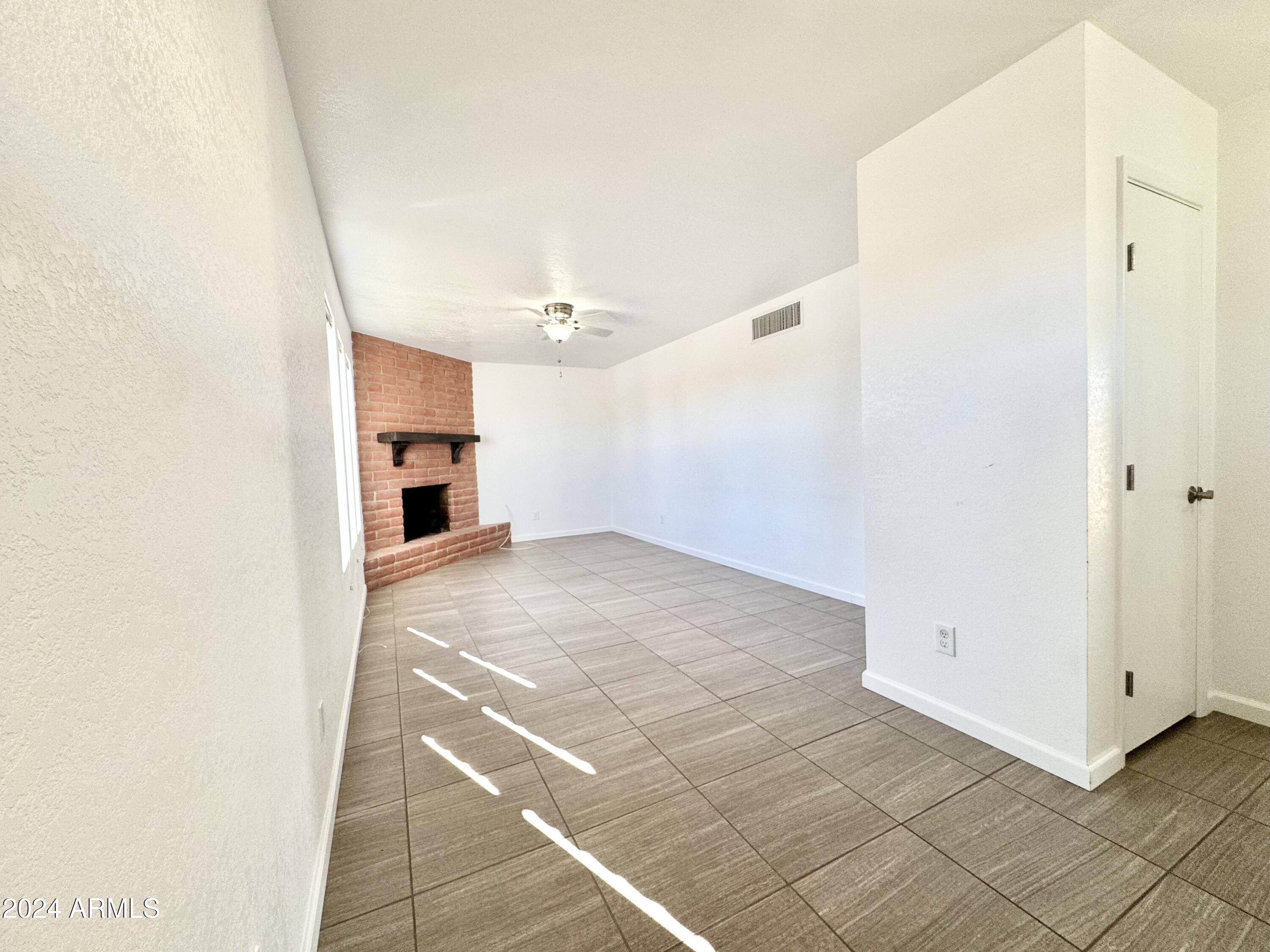 VERDE MEADOWS - Residential