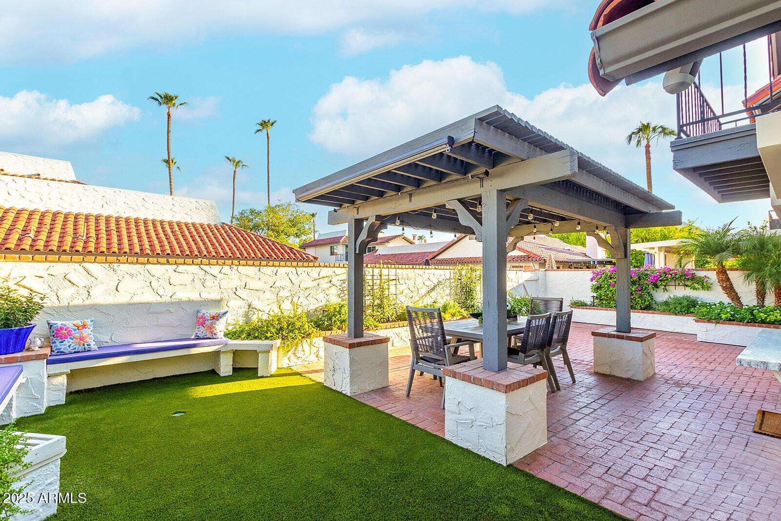 VILLA DEL ORO LOT 1-70 TRACT A & B - Residential Lease