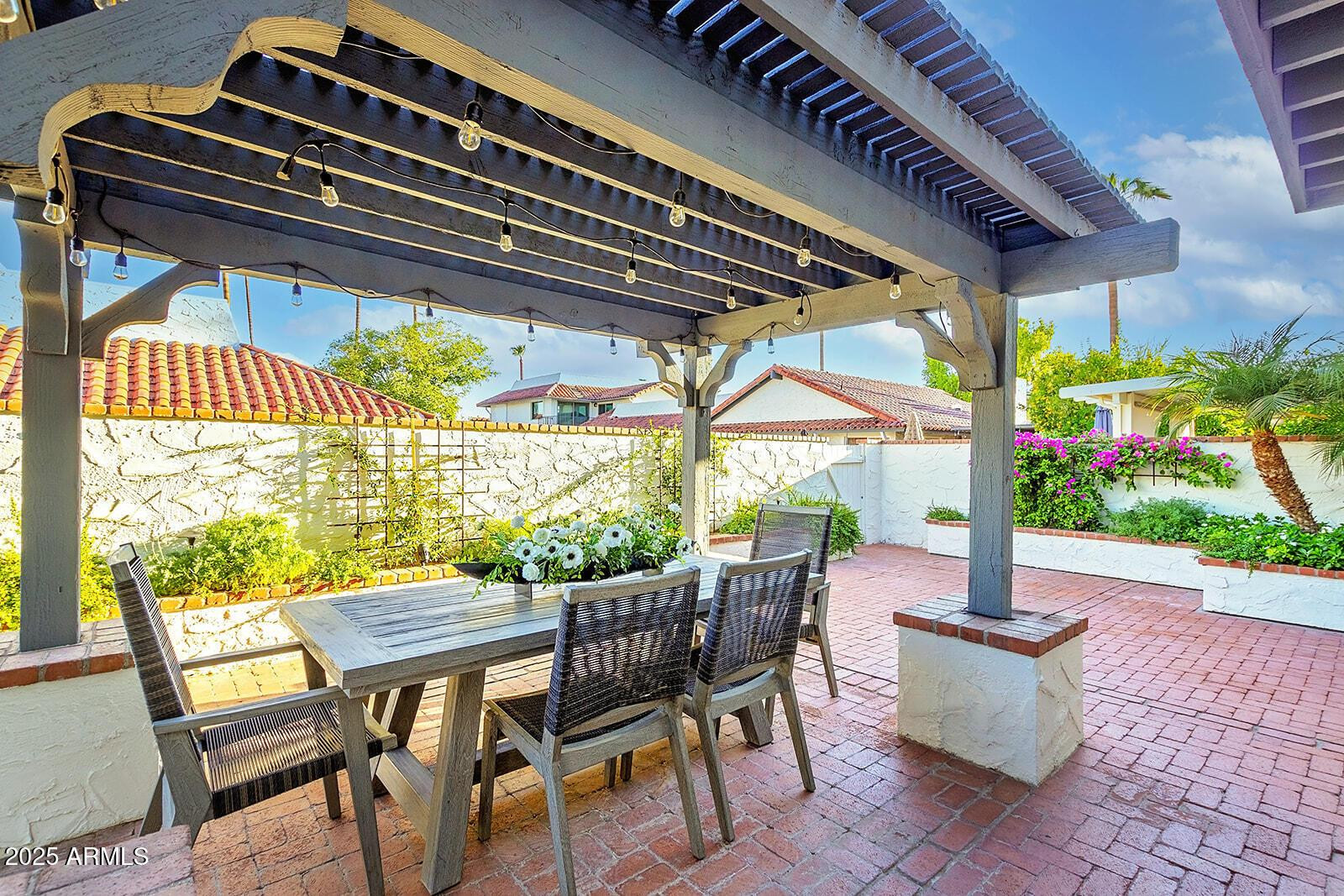 VILLA DEL ORO LOT 1-70 TRACT A & B - Residential Lease